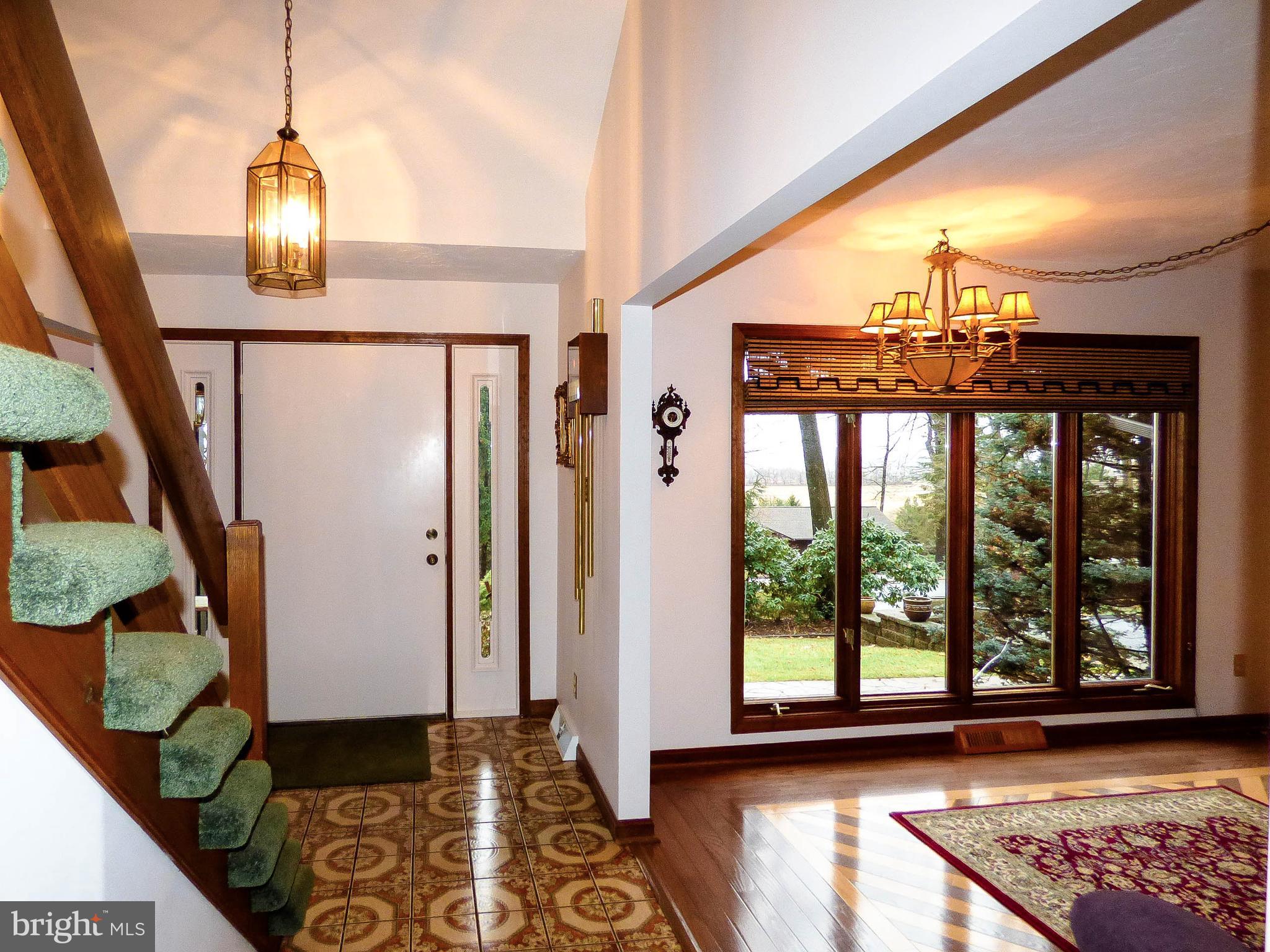 SPRINGETTS OAKS - Residential