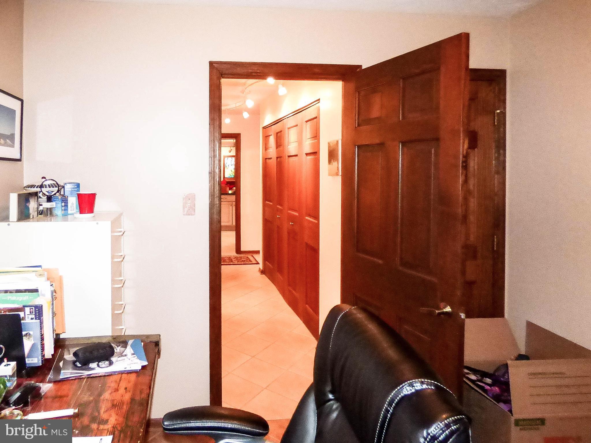 SPRINGETTS OAKS - Residential