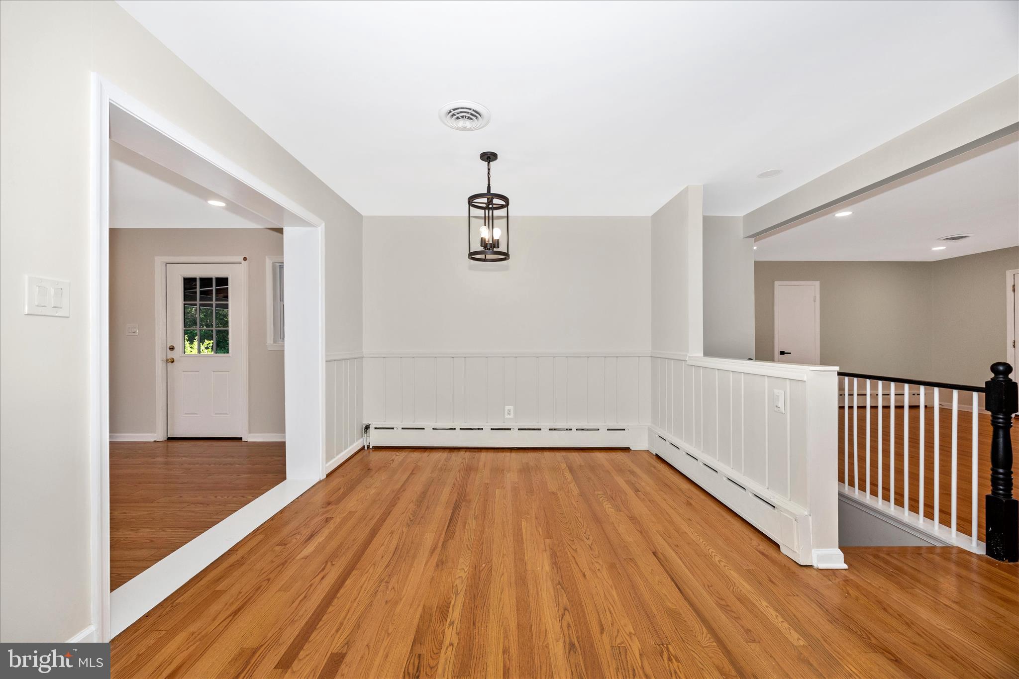 PT ROCKVILLE OUT RES. 3 - Residential