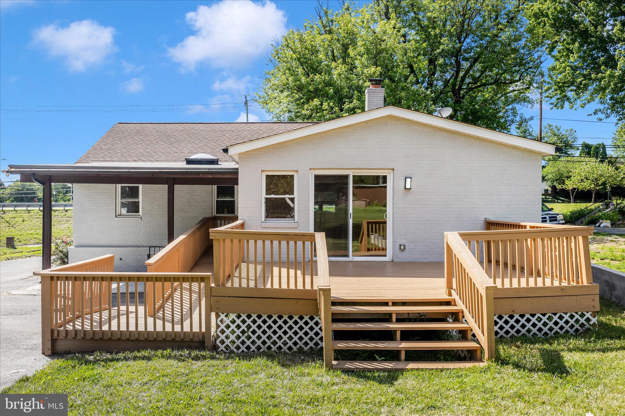 PT ROCKVILLE OUT RES. 3 - Residential