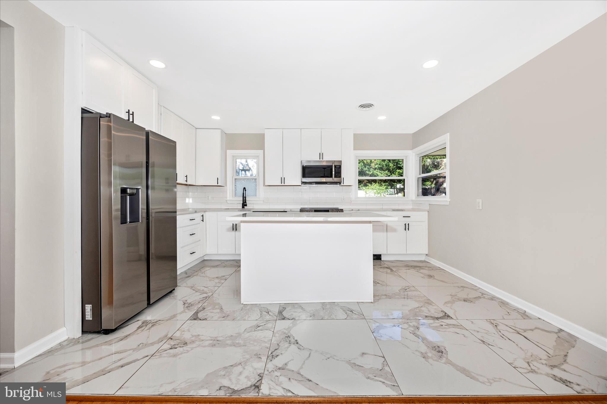 PT ROCKVILLE OUT RES. 3 - Residential