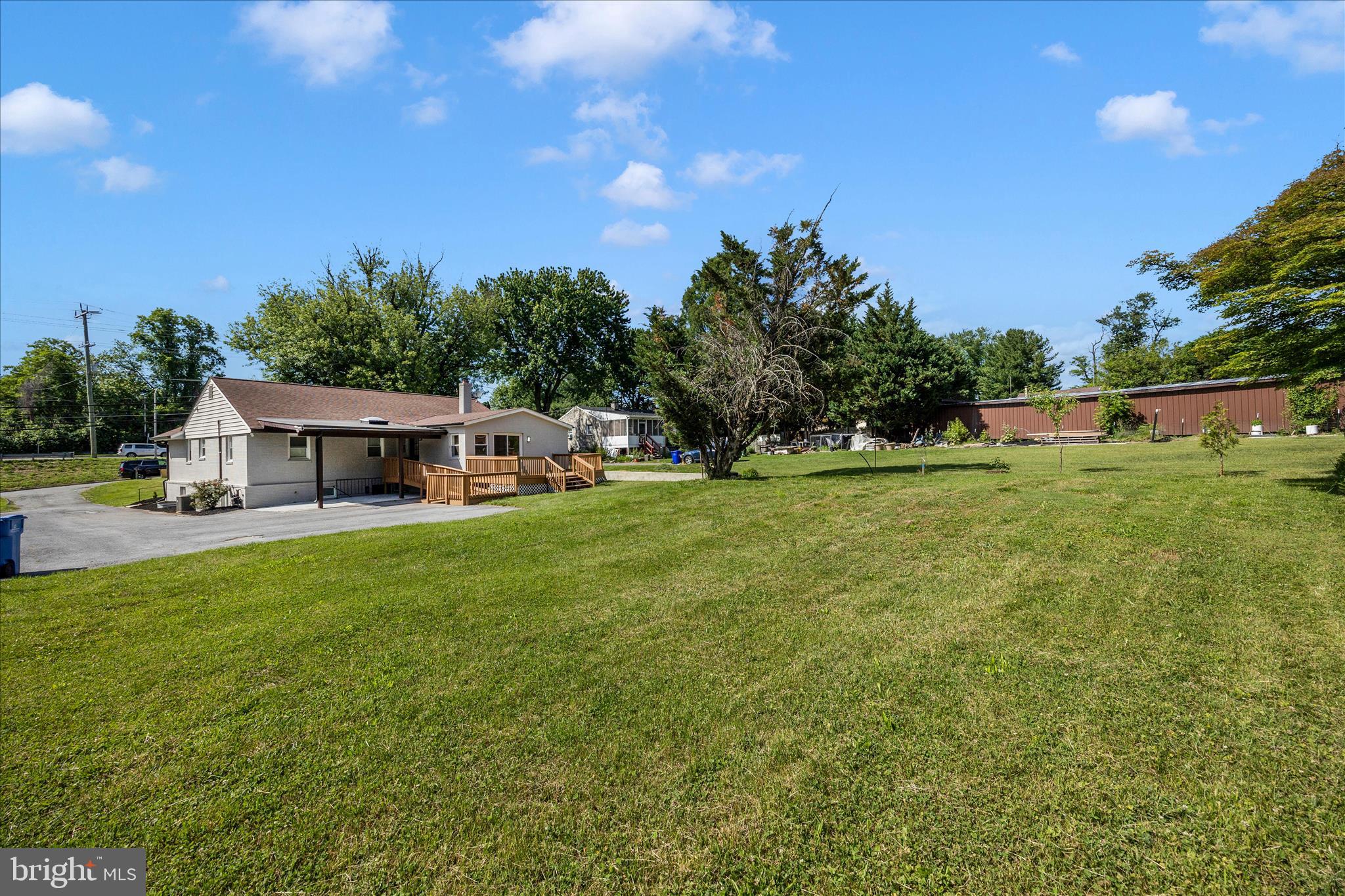 PT ROCKVILLE OUT RES. 3 - Residential
