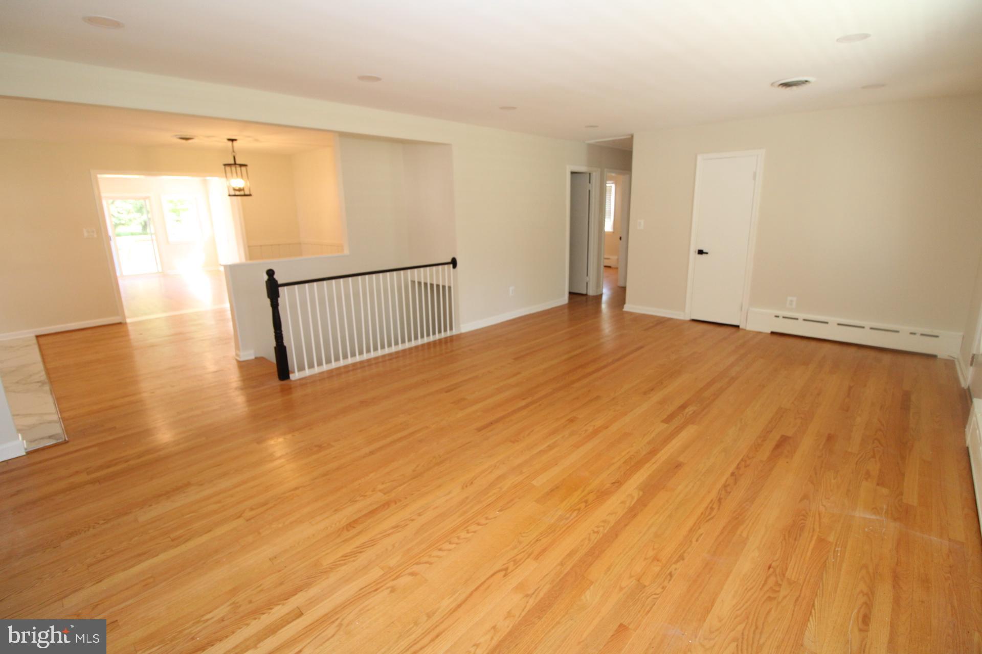 PT ROCKVILLE OUT RES. 3 - Residential
