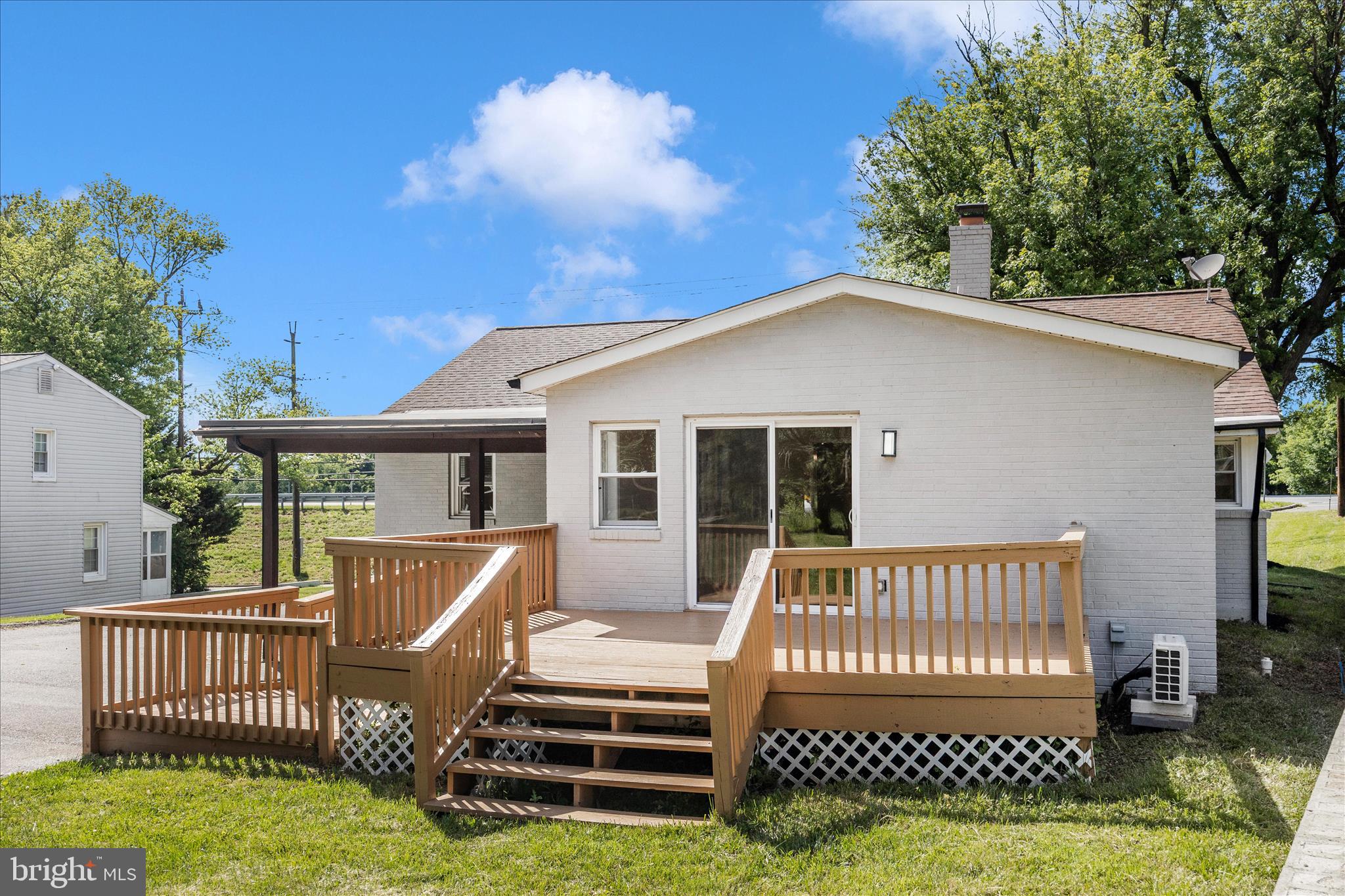PT ROCKVILLE OUT RES. 3 - Residential