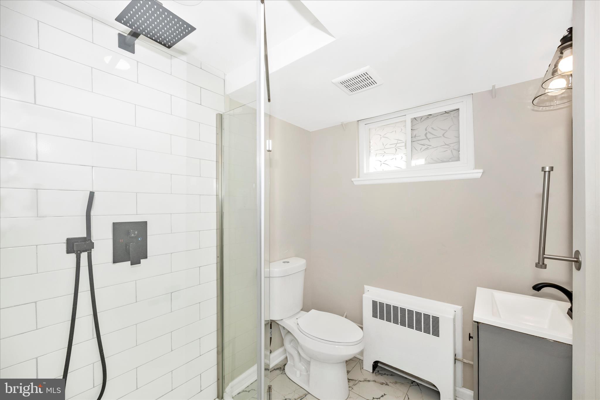 PT ROCKVILLE OUT RES. 3 - Residential