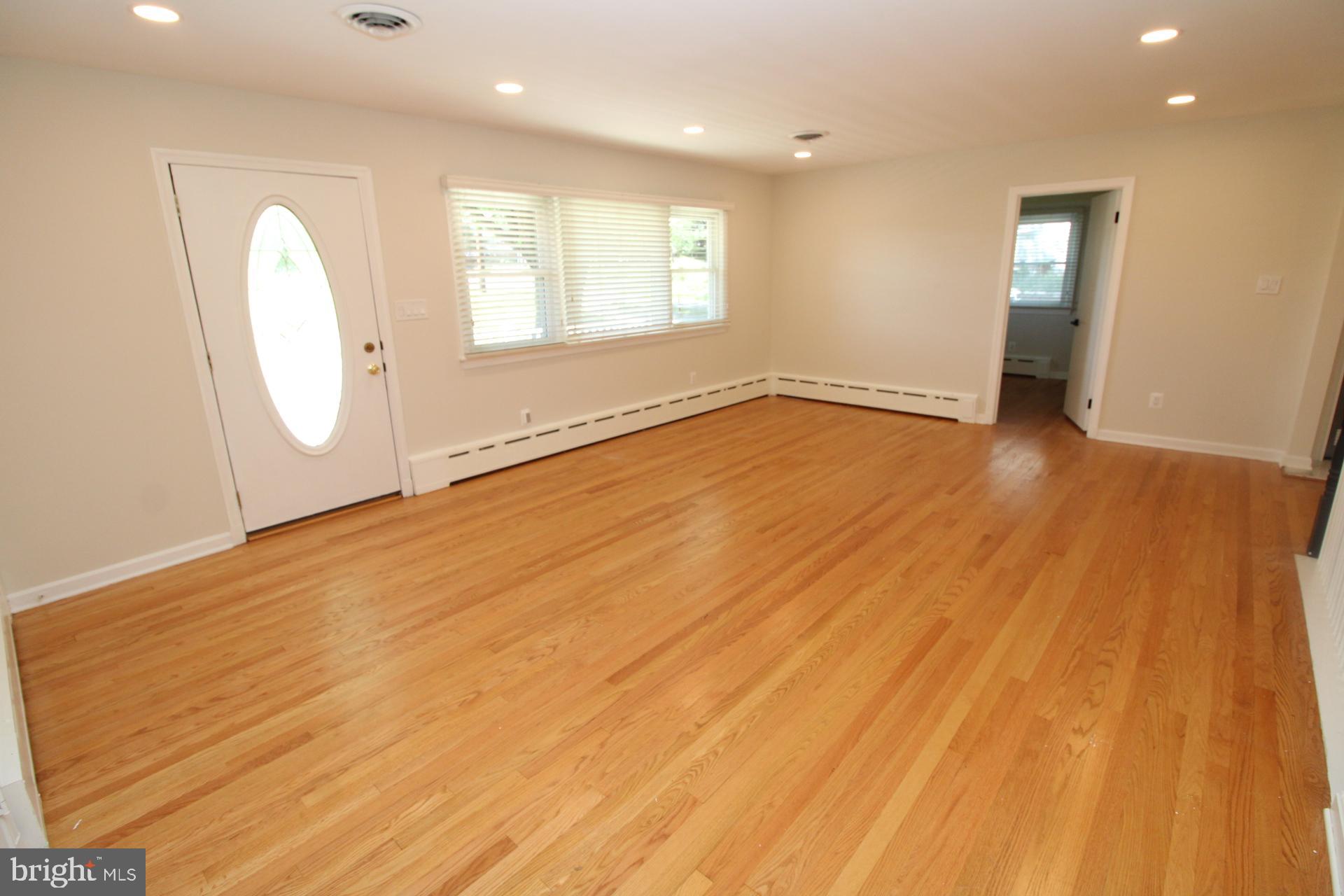 PT ROCKVILLE OUT RES. 3 - Residential
