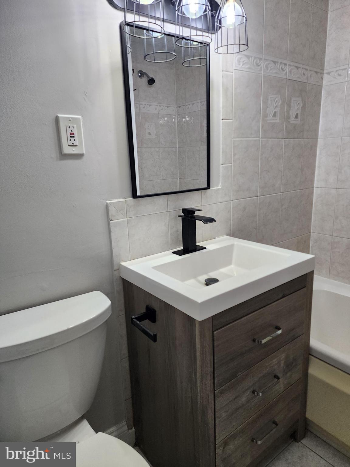 HOLLY HILL CONDOMINIUMS - Residential