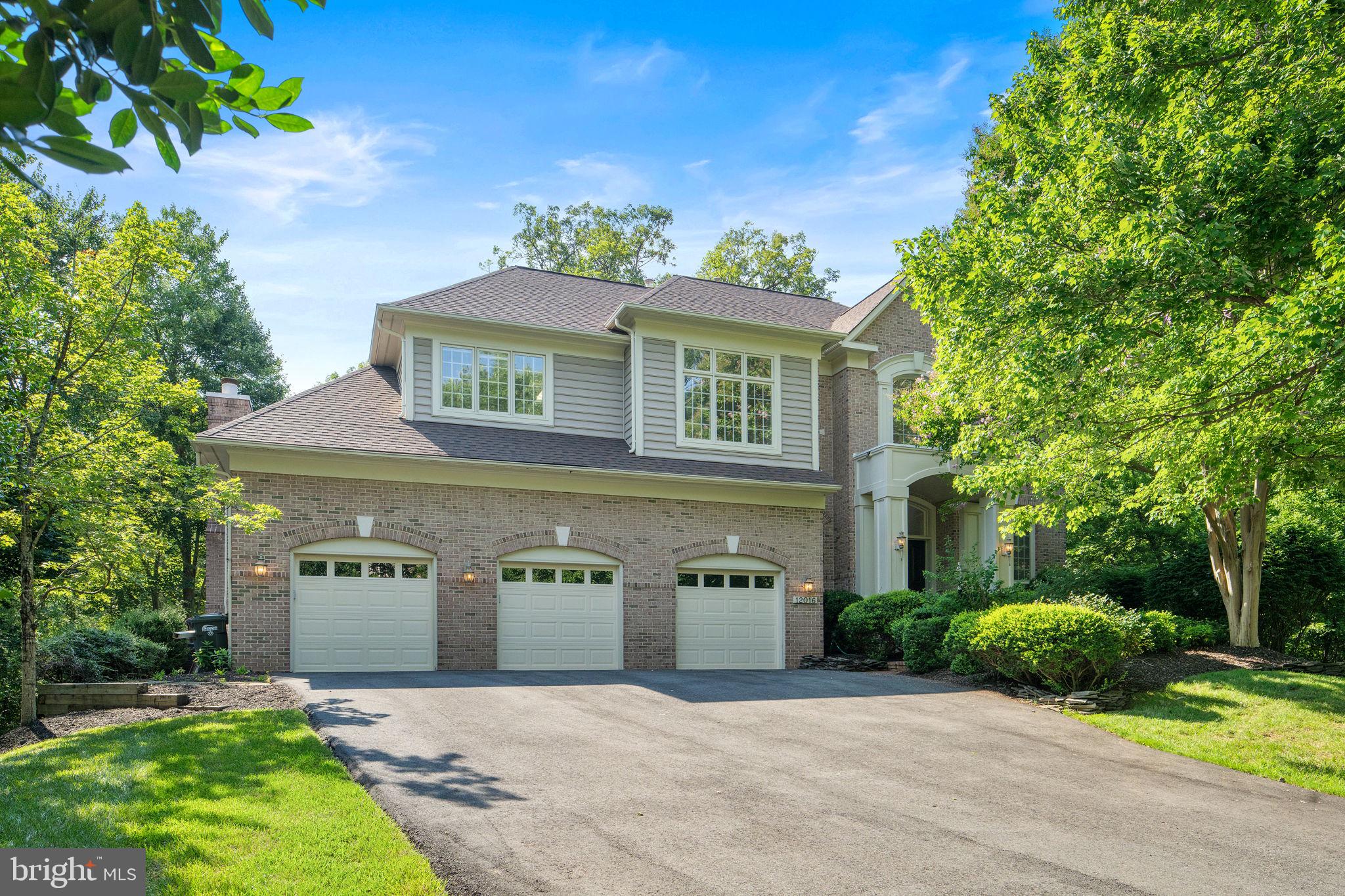 RESTON - Residential