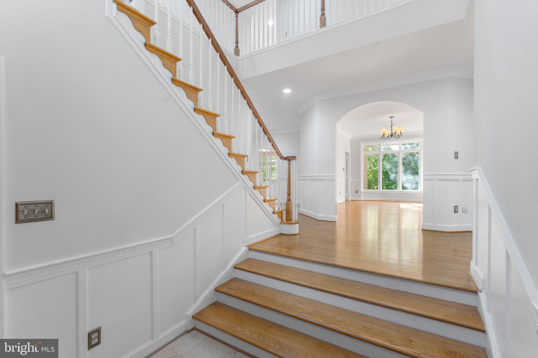 RESTON - Residential