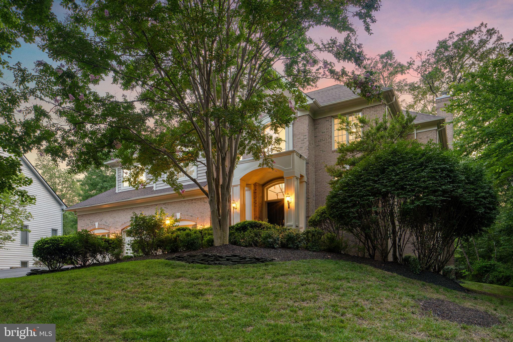 RESTON - Residential