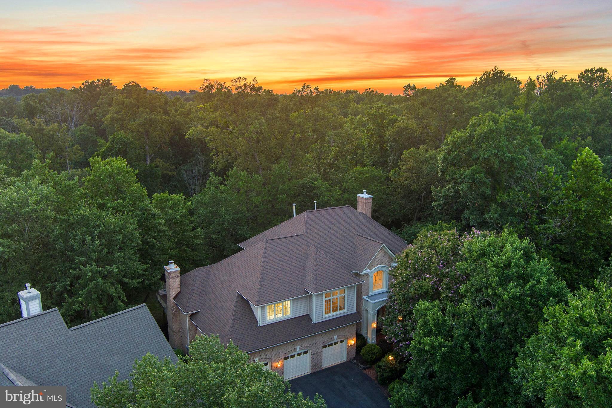 RESTON - Residential
