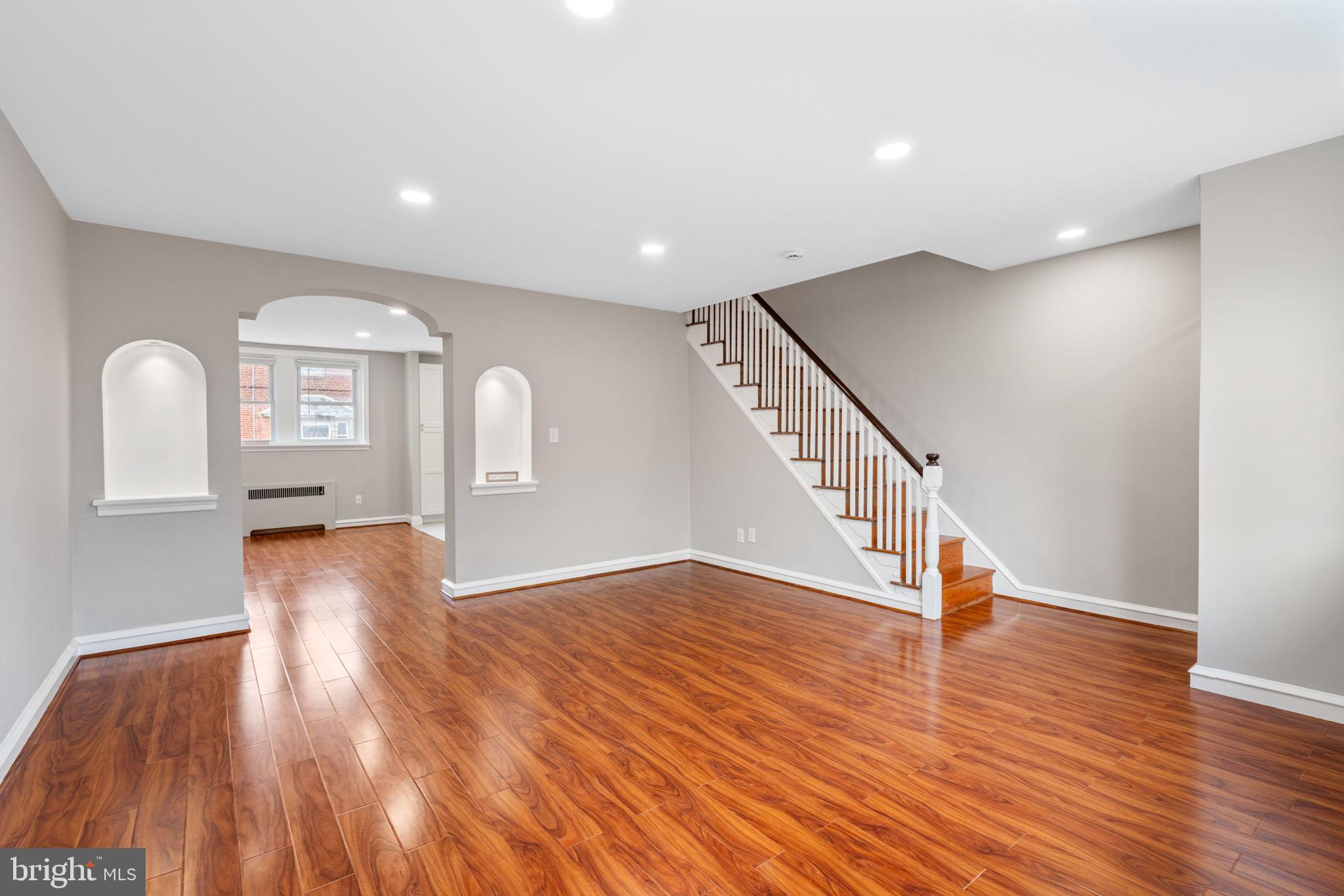 PHILADELPHIA (NORTHEAST) - Residential