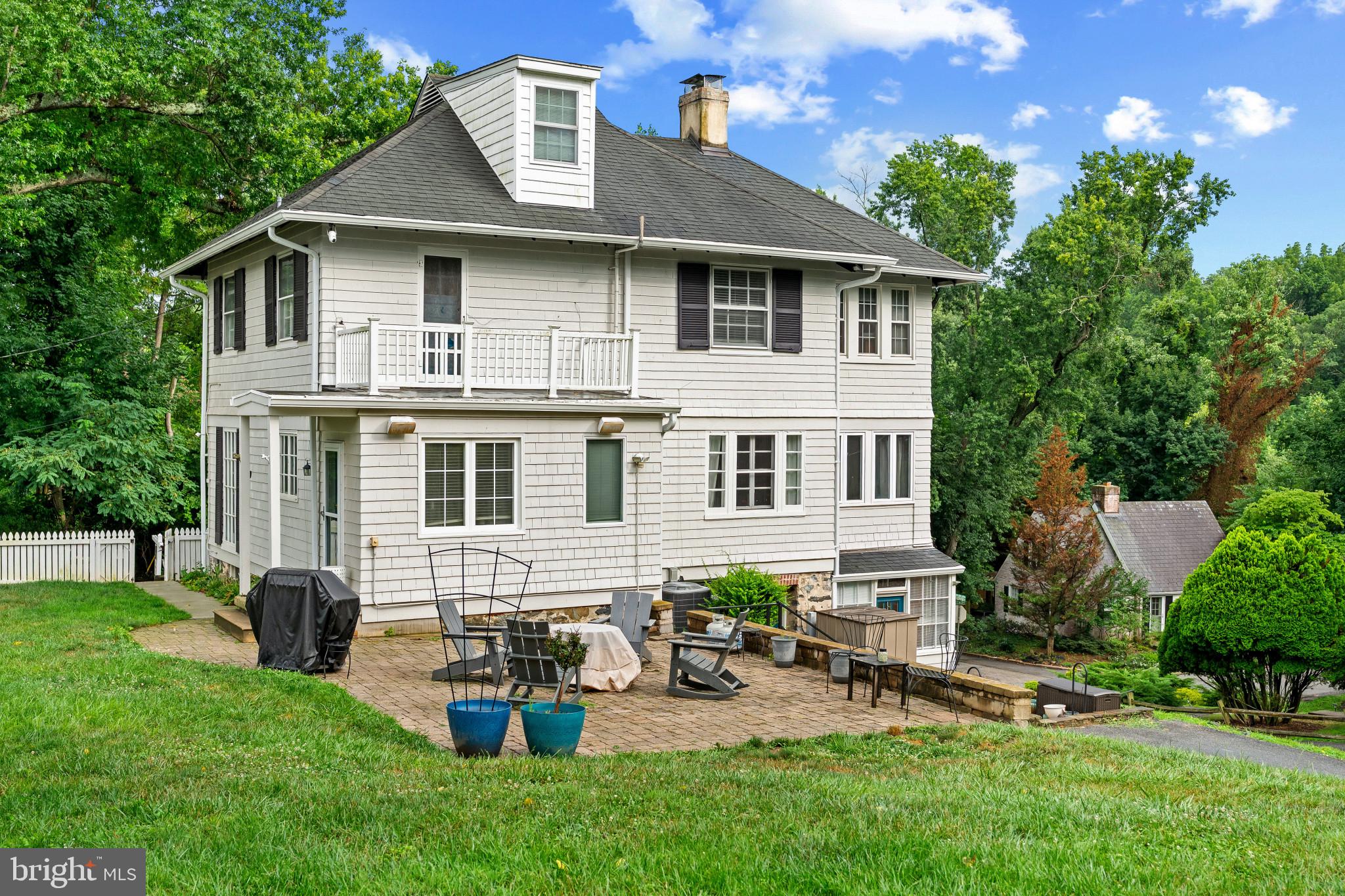 MOUNT WASHINGTON - Residential