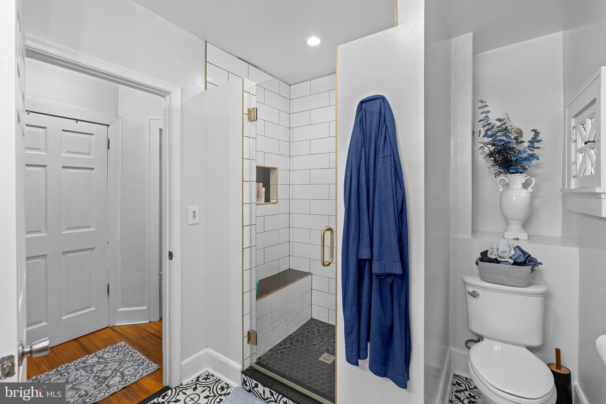 MOUNT WASHINGTON - Residential