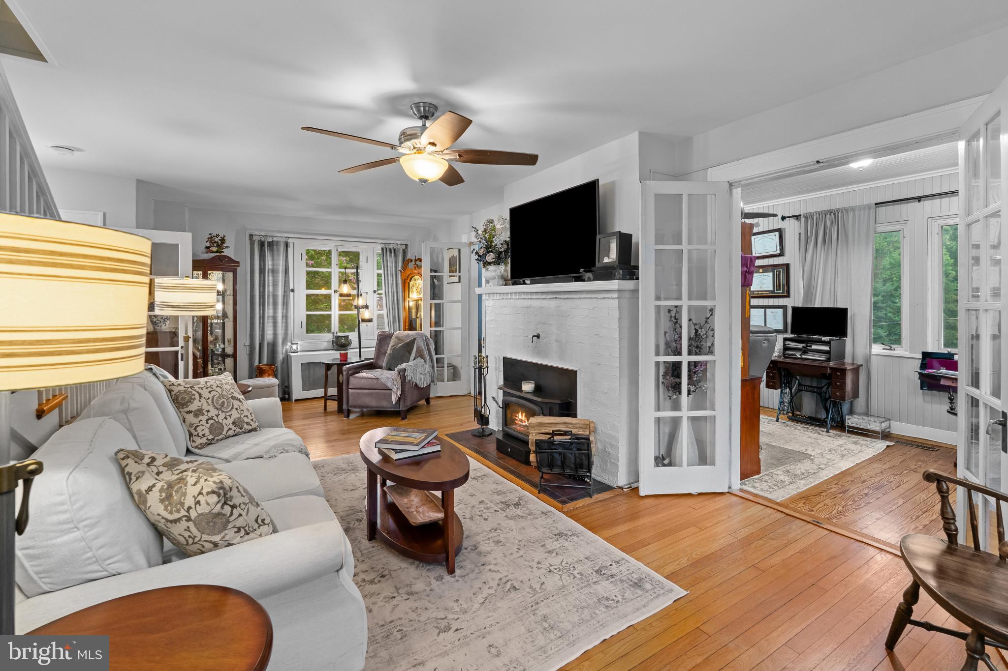 MOUNT WASHINGTON - Residential