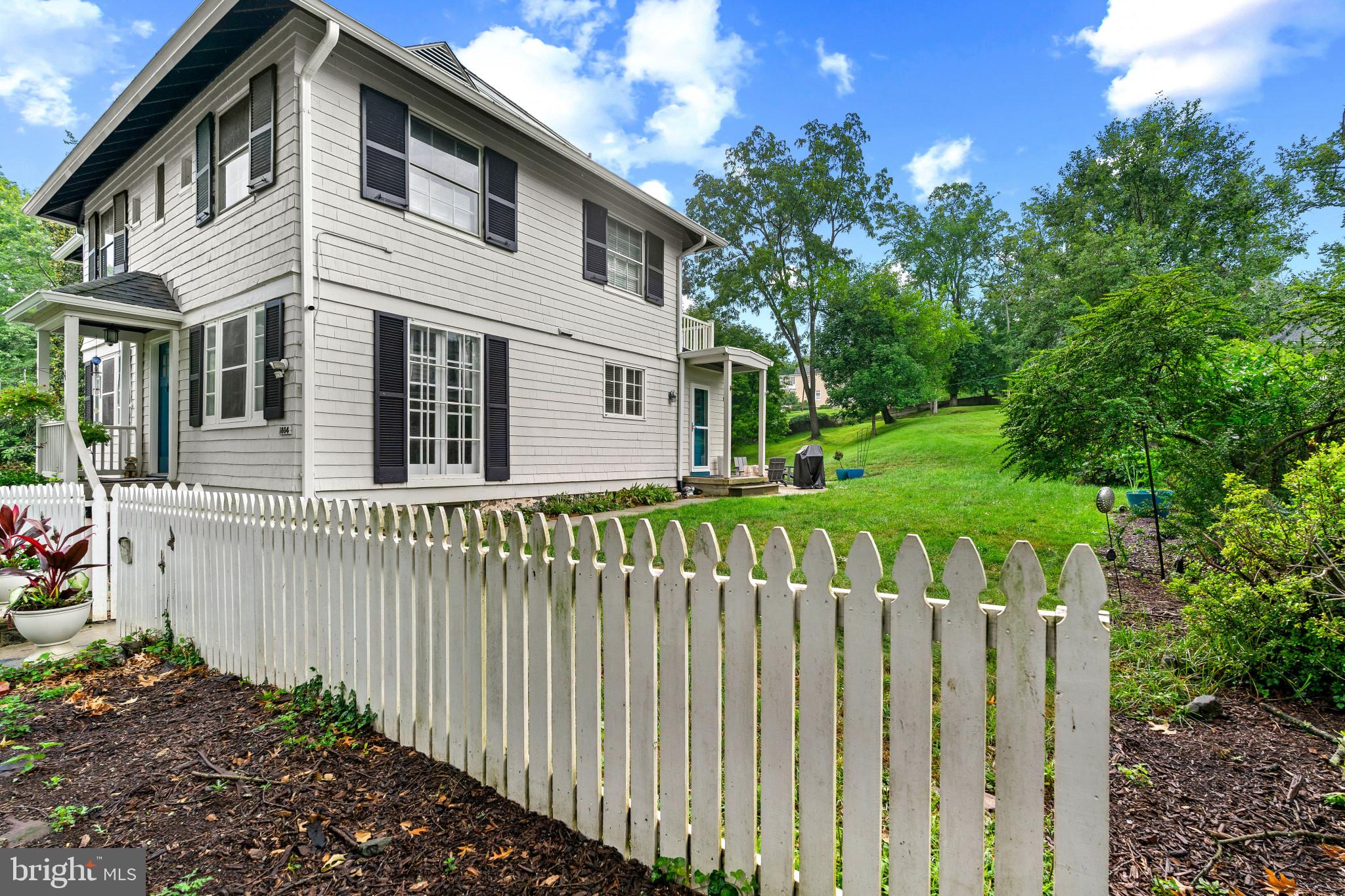 MOUNT WASHINGTON - Residential