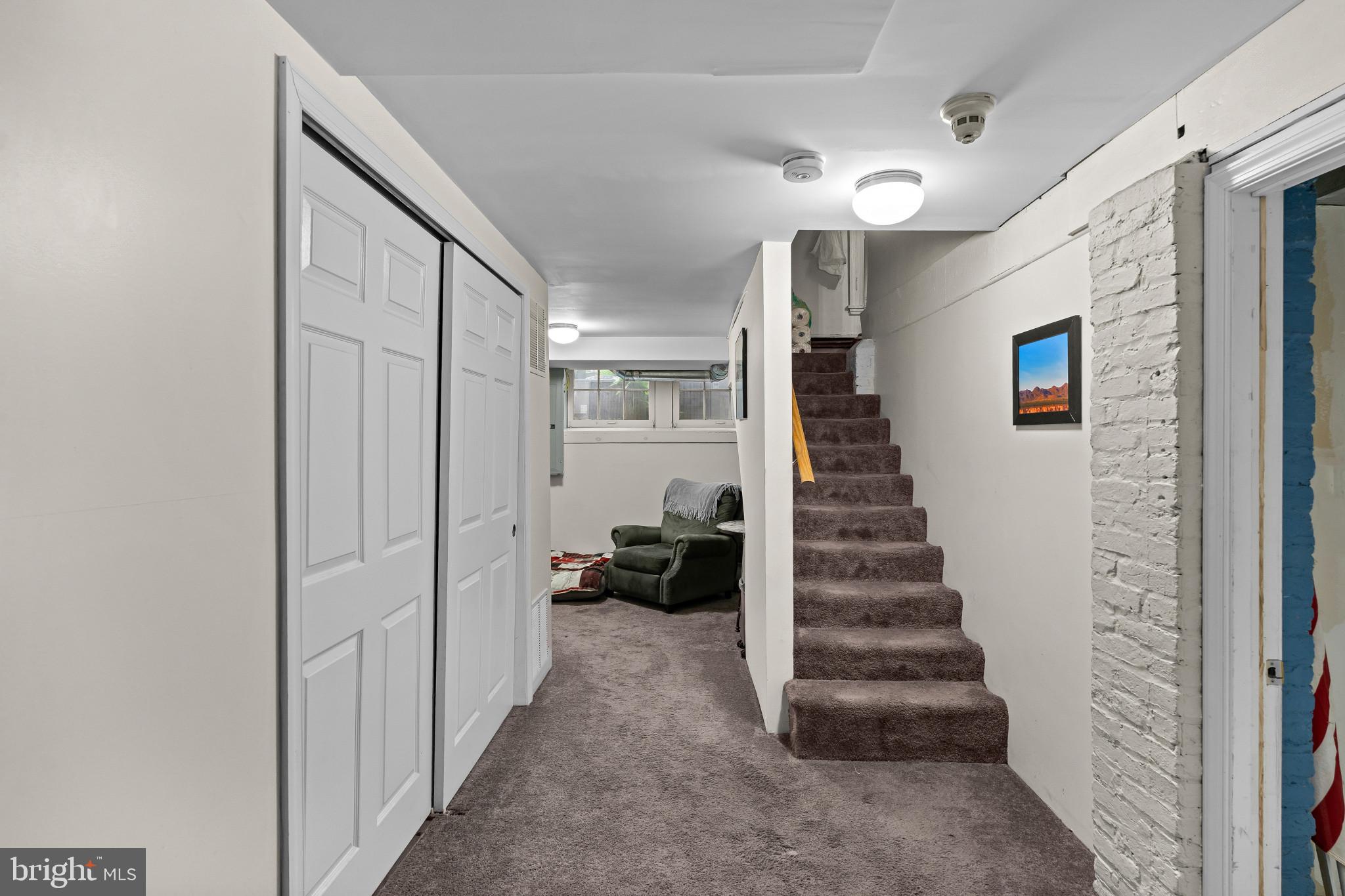 MOUNT WASHINGTON - Residential