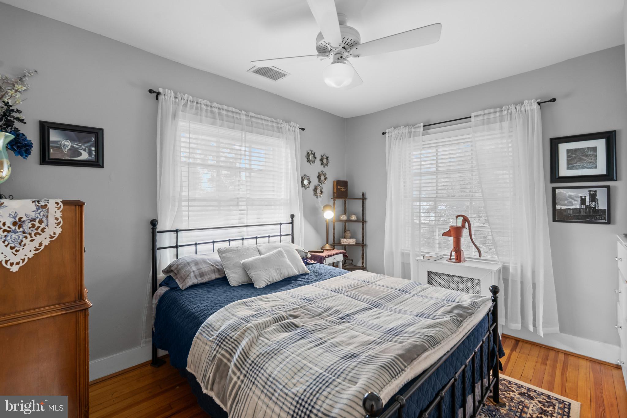 MOUNT WASHINGTON - Residential