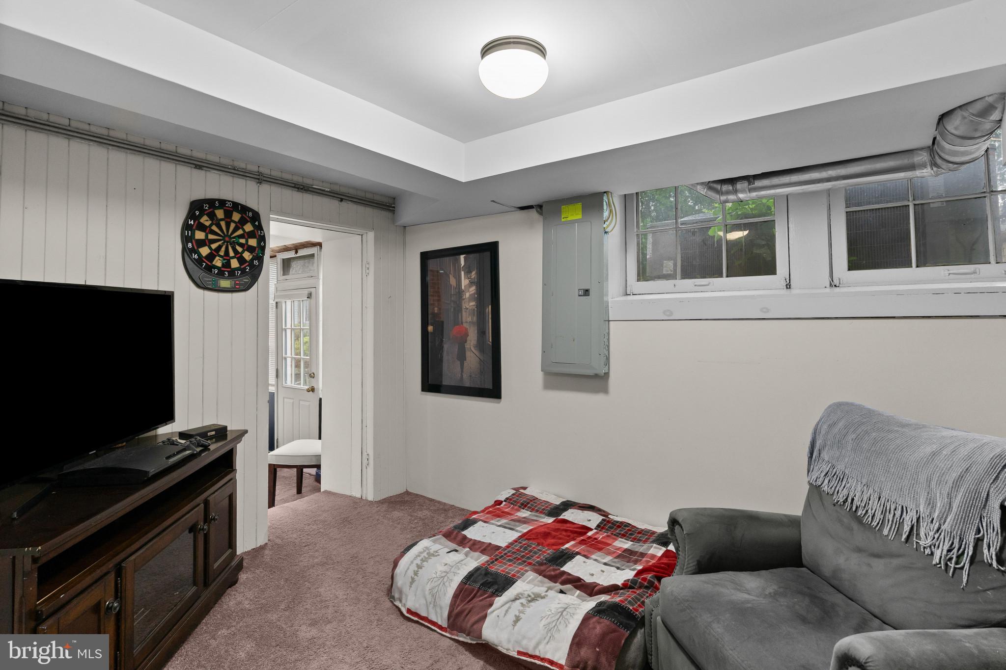 MOUNT WASHINGTON - Residential