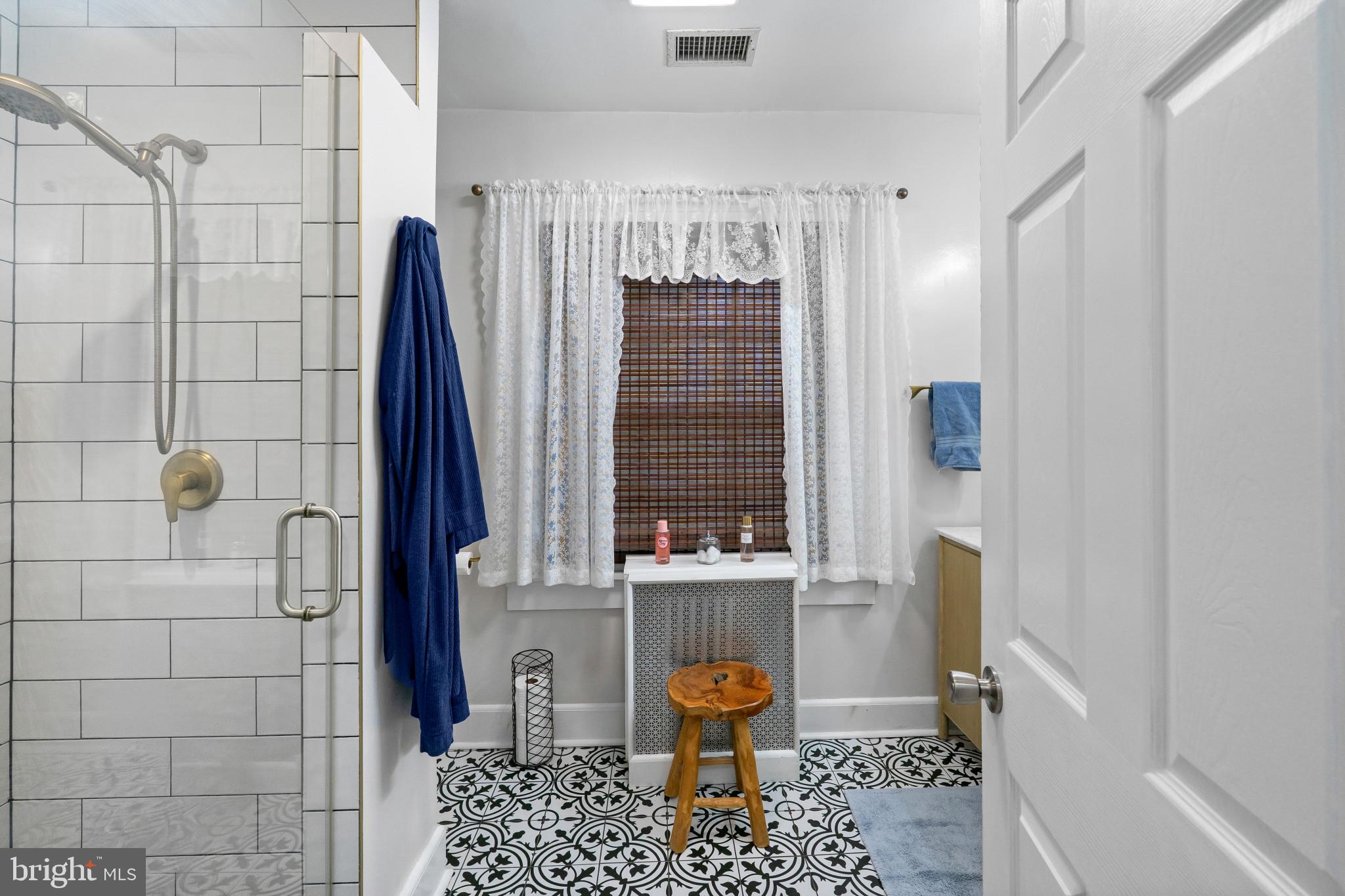MOUNT WASHINGTON - Residential