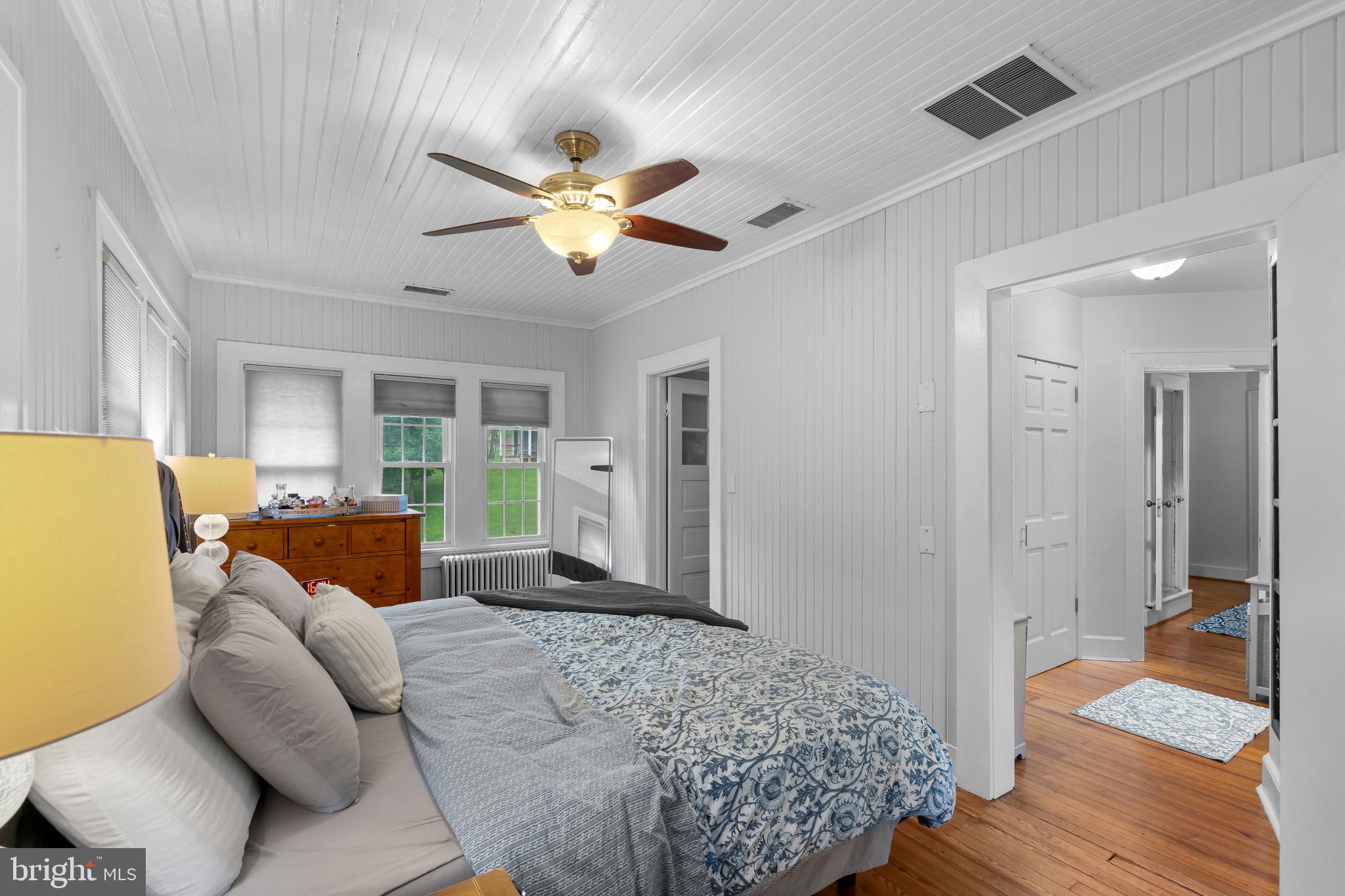 MOUNT WASHINGTON - Residential