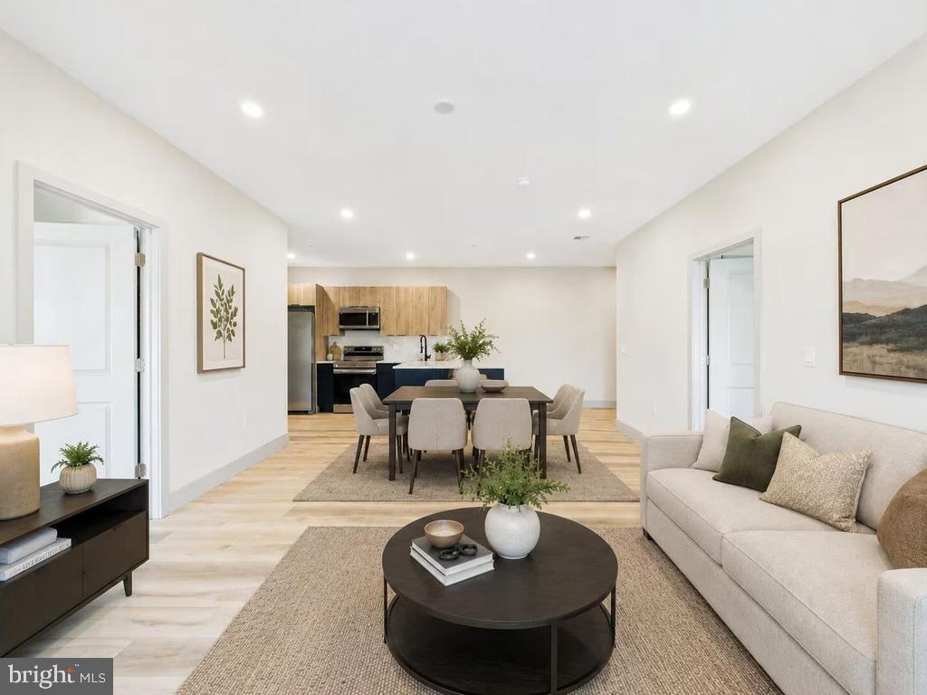 WEST KENSINGTON - Commercial Sale