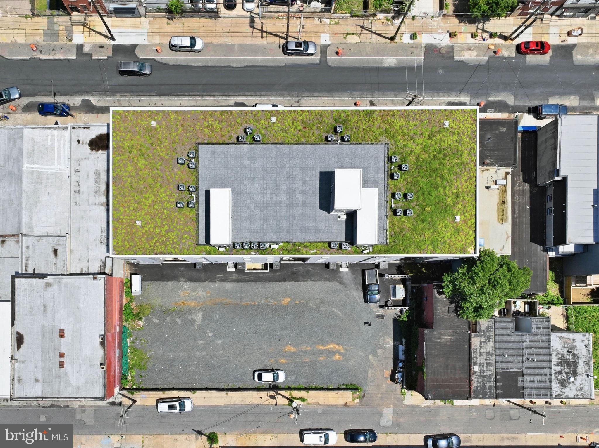 WEST KENSINGTON - Commercial Sale