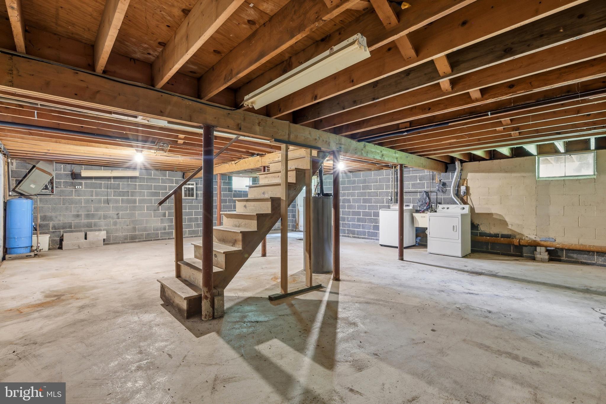 PEBBLE HILL - Residential