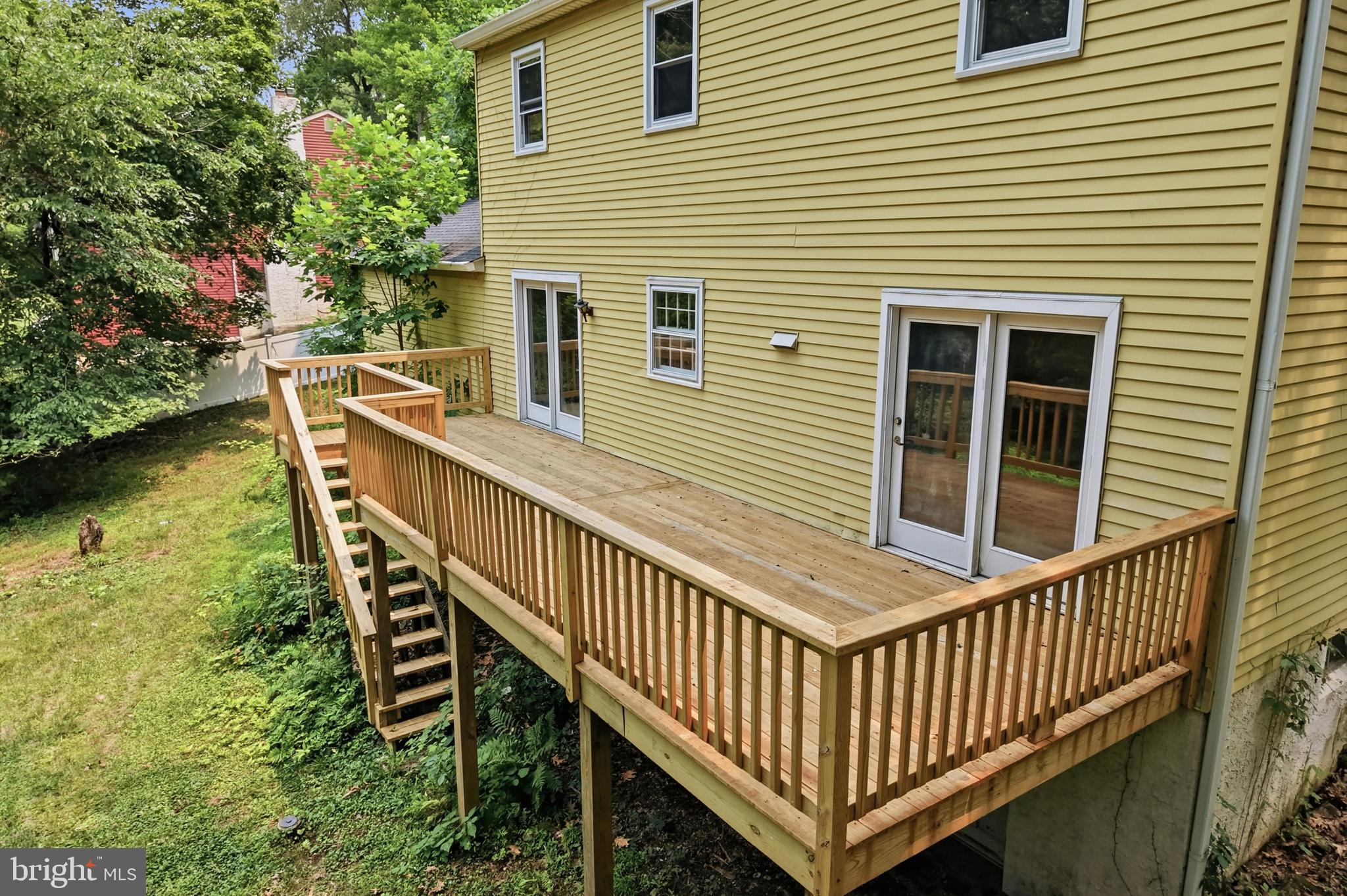 PEBBLE HILL - Residential