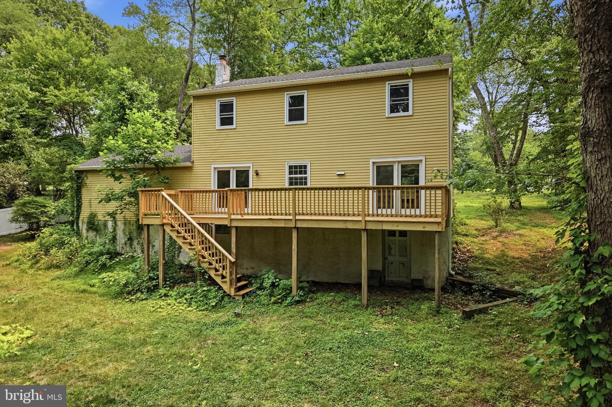 PEBBLE HILL - Residential