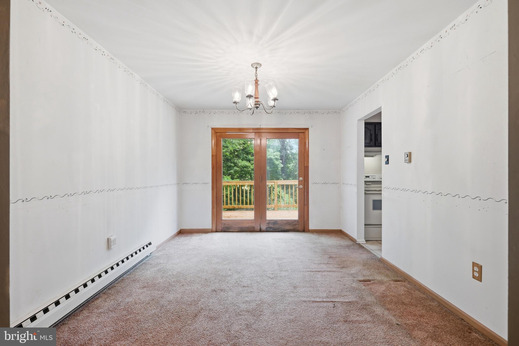PEBBLE HILL - Residential
