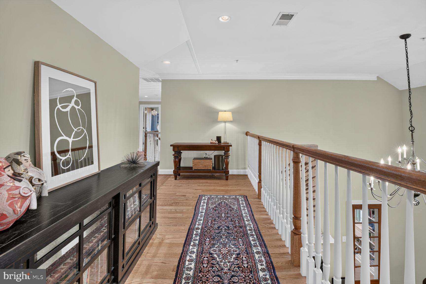 BRADLEY HILLS - Residential