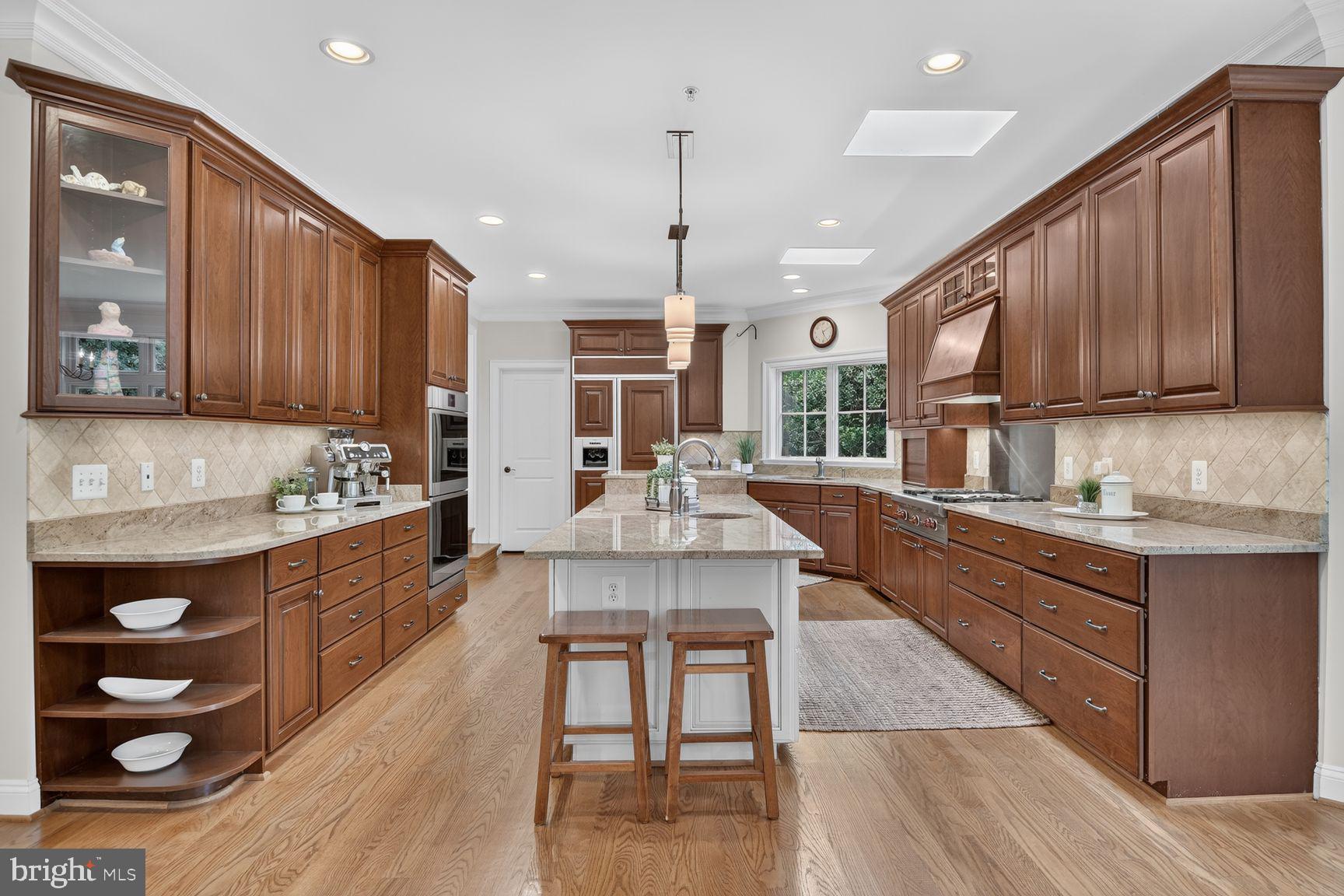 BRADLEY HILLS - Residential