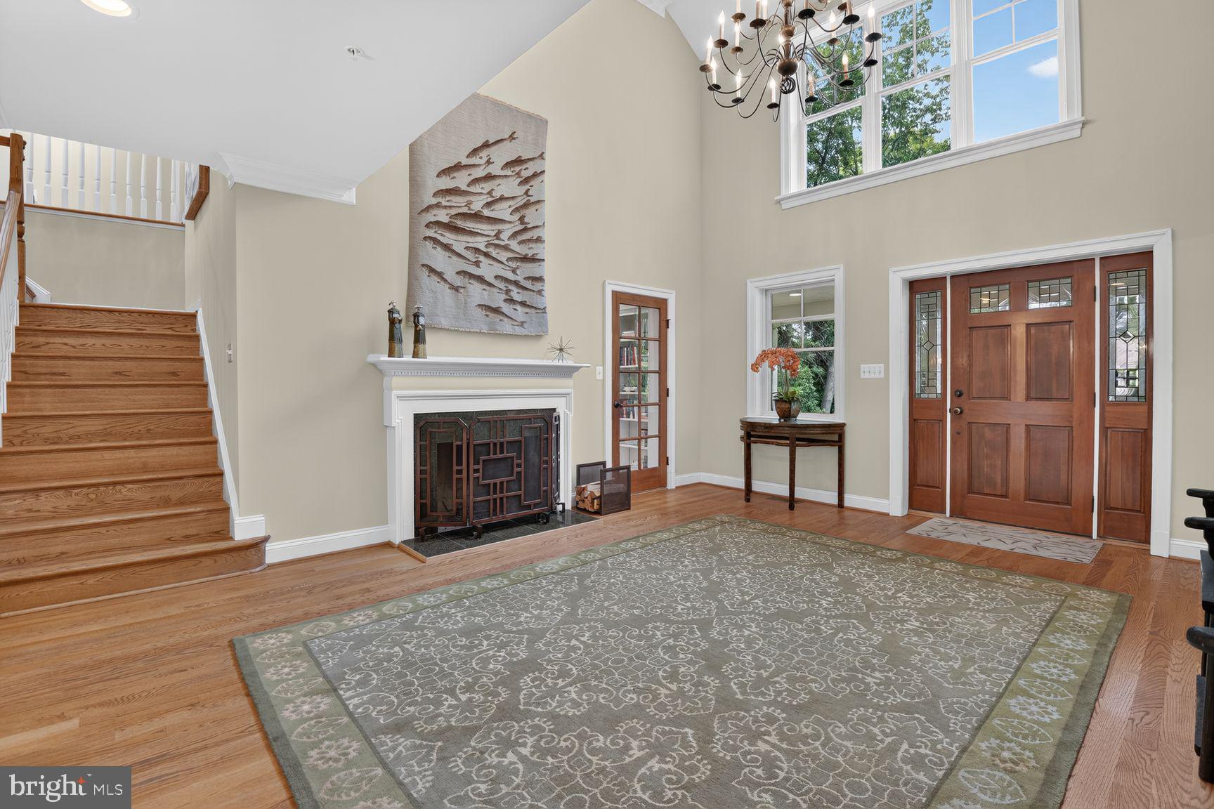 BRADLEY HILLS - Residential