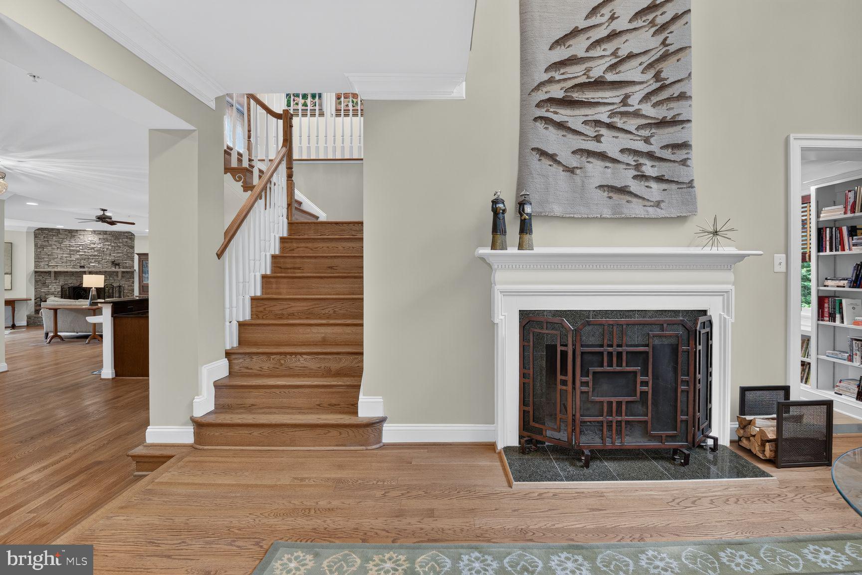 BRADLEY HILLS - Residential