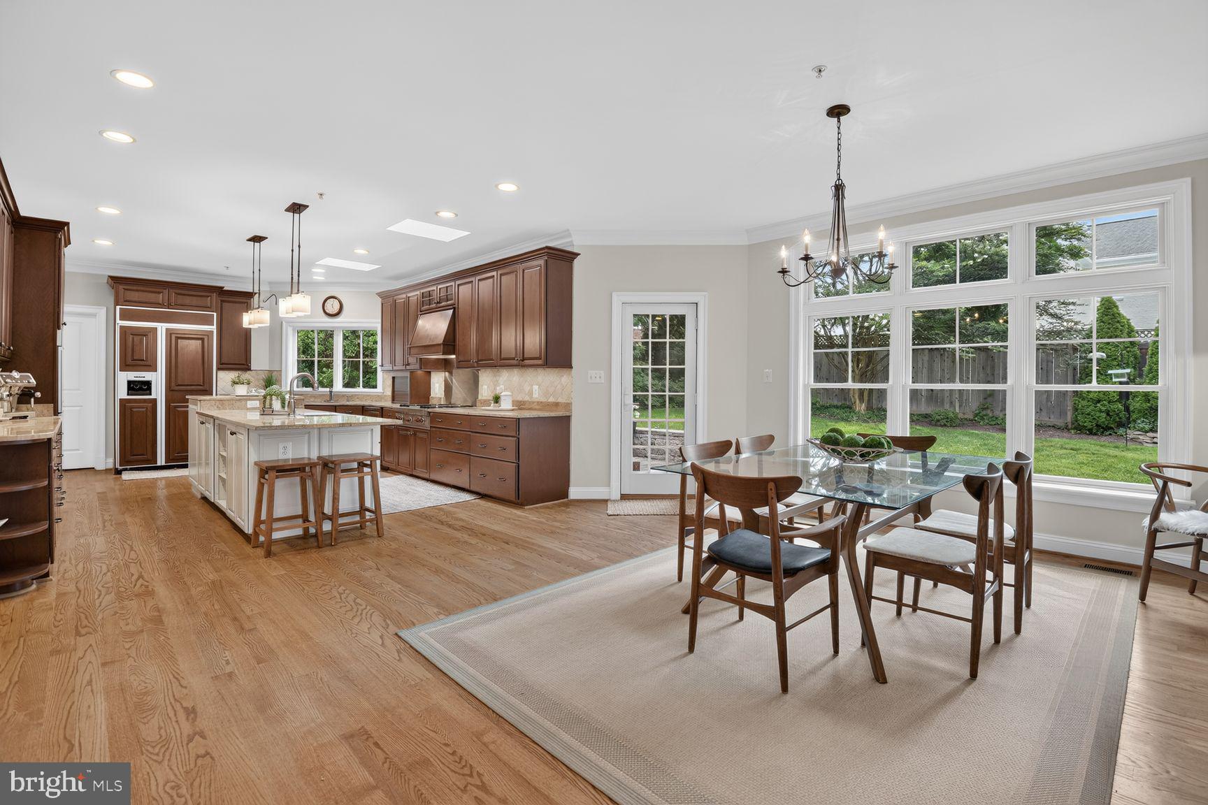 BRADLEY HILLS - Residential