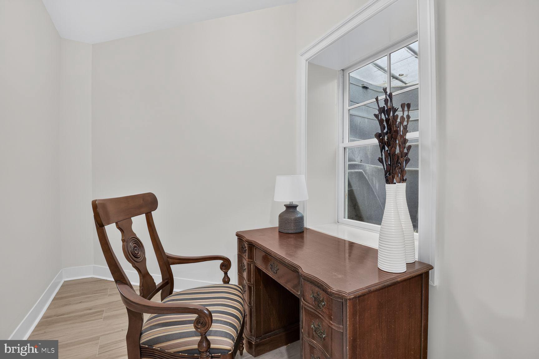 BRADLEY HILLS - Residential