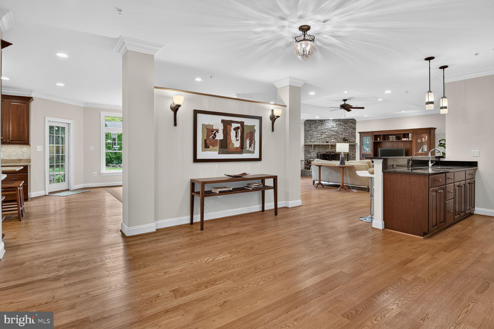 BRADLEY HILLS - Residential