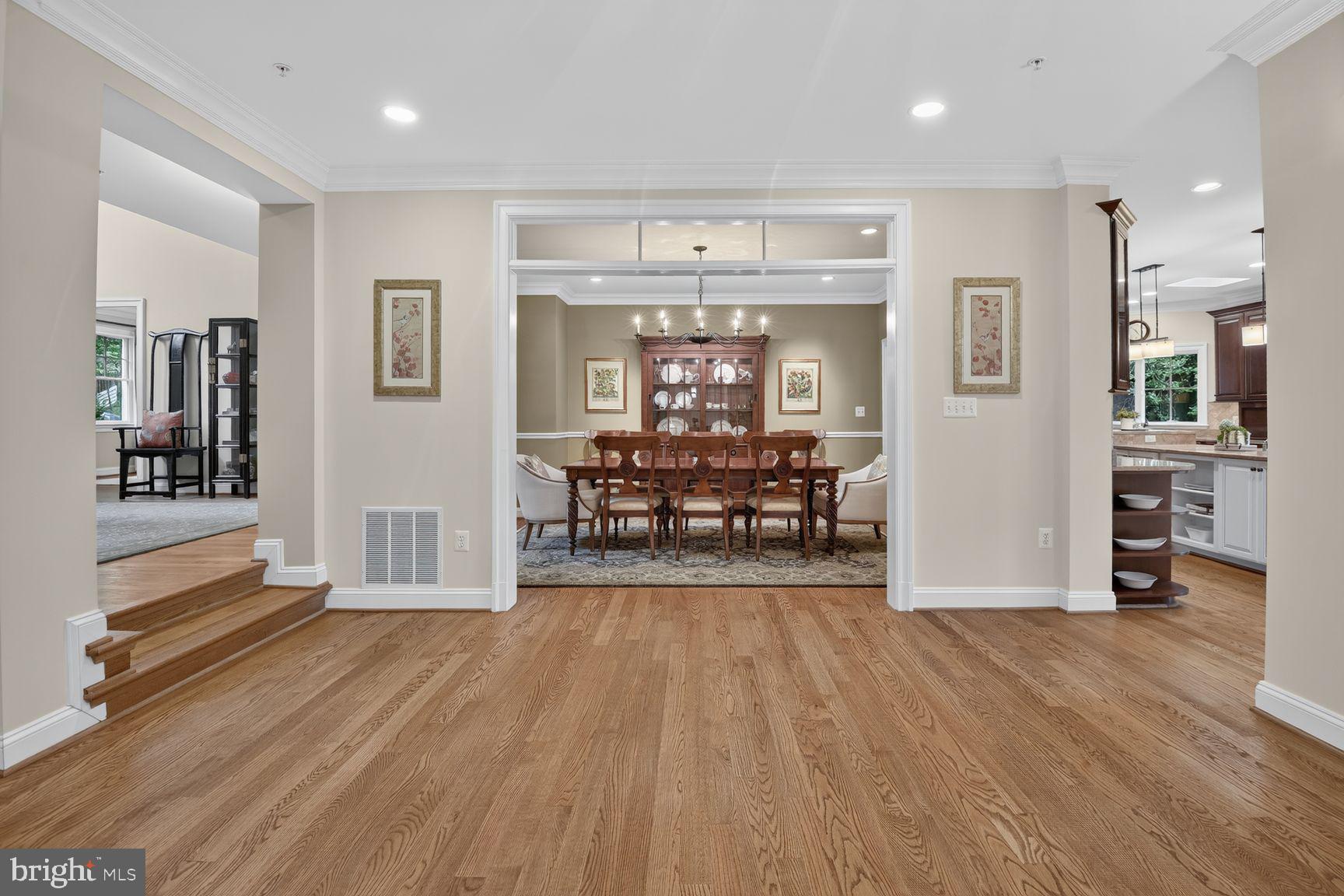 BRADLEY HILLS - Residential