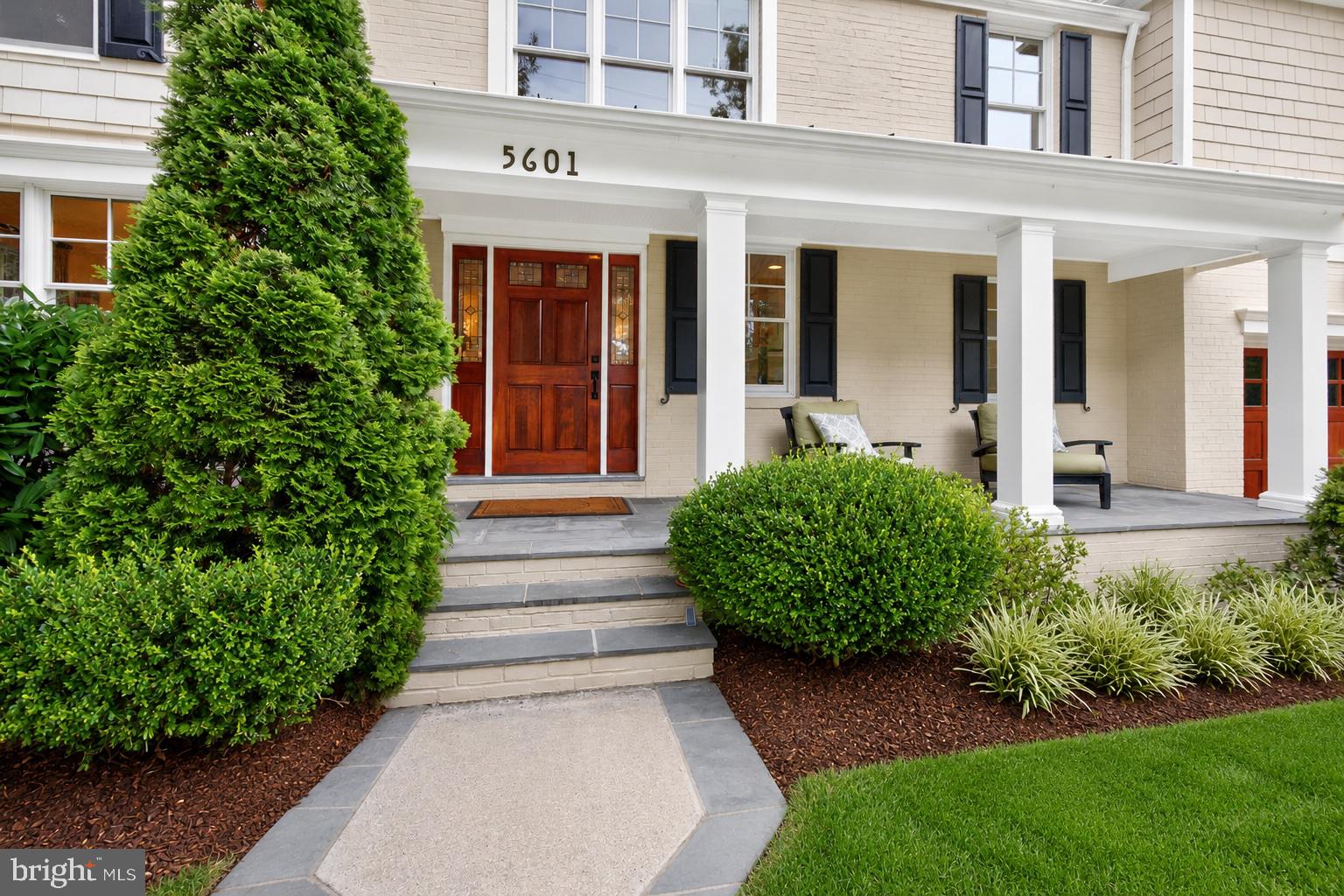 BRADLEY HILLS - Residential