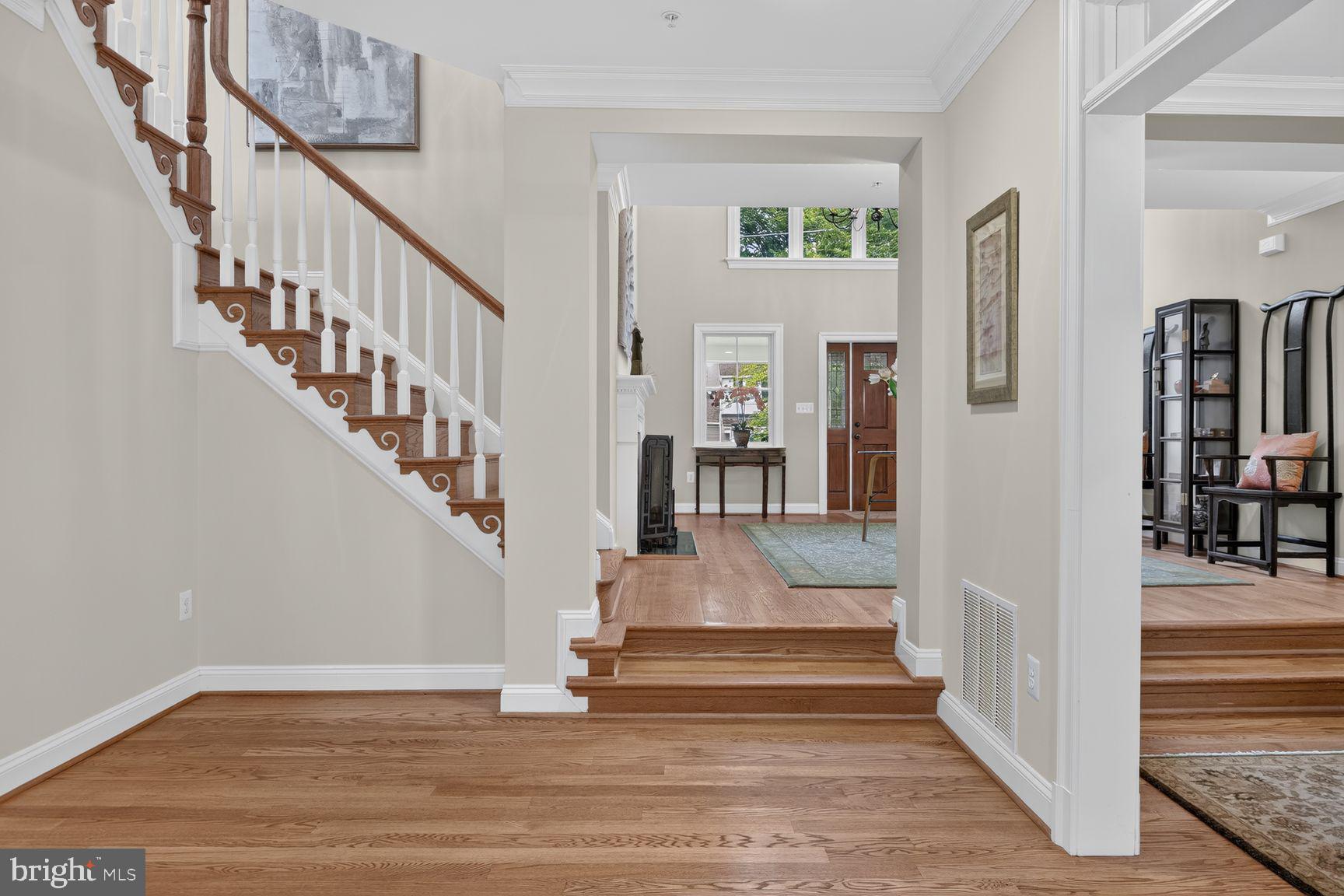 BRADLEY HILLS - Residential