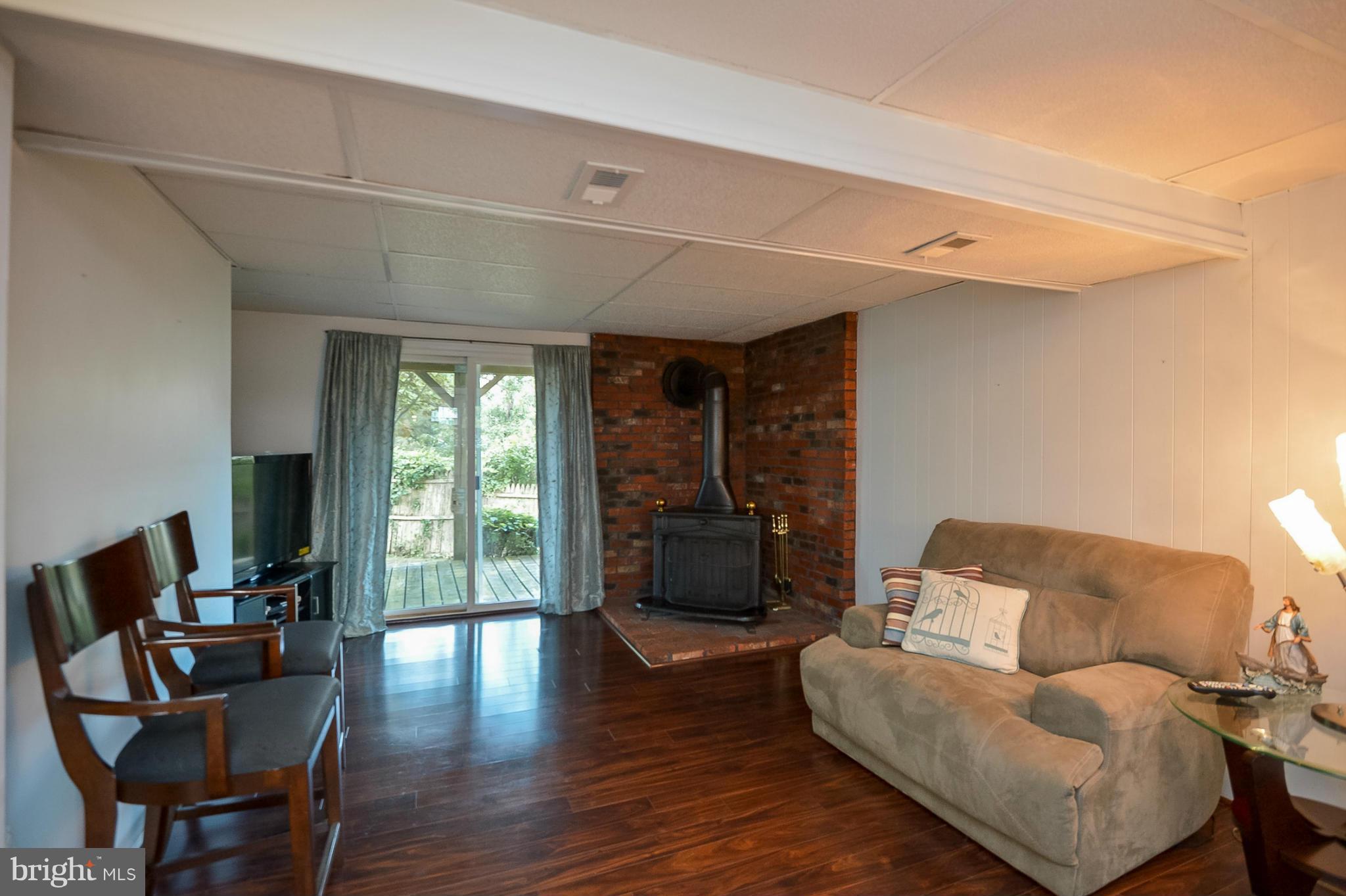 FOUR SEASONS ESTATES - Residential