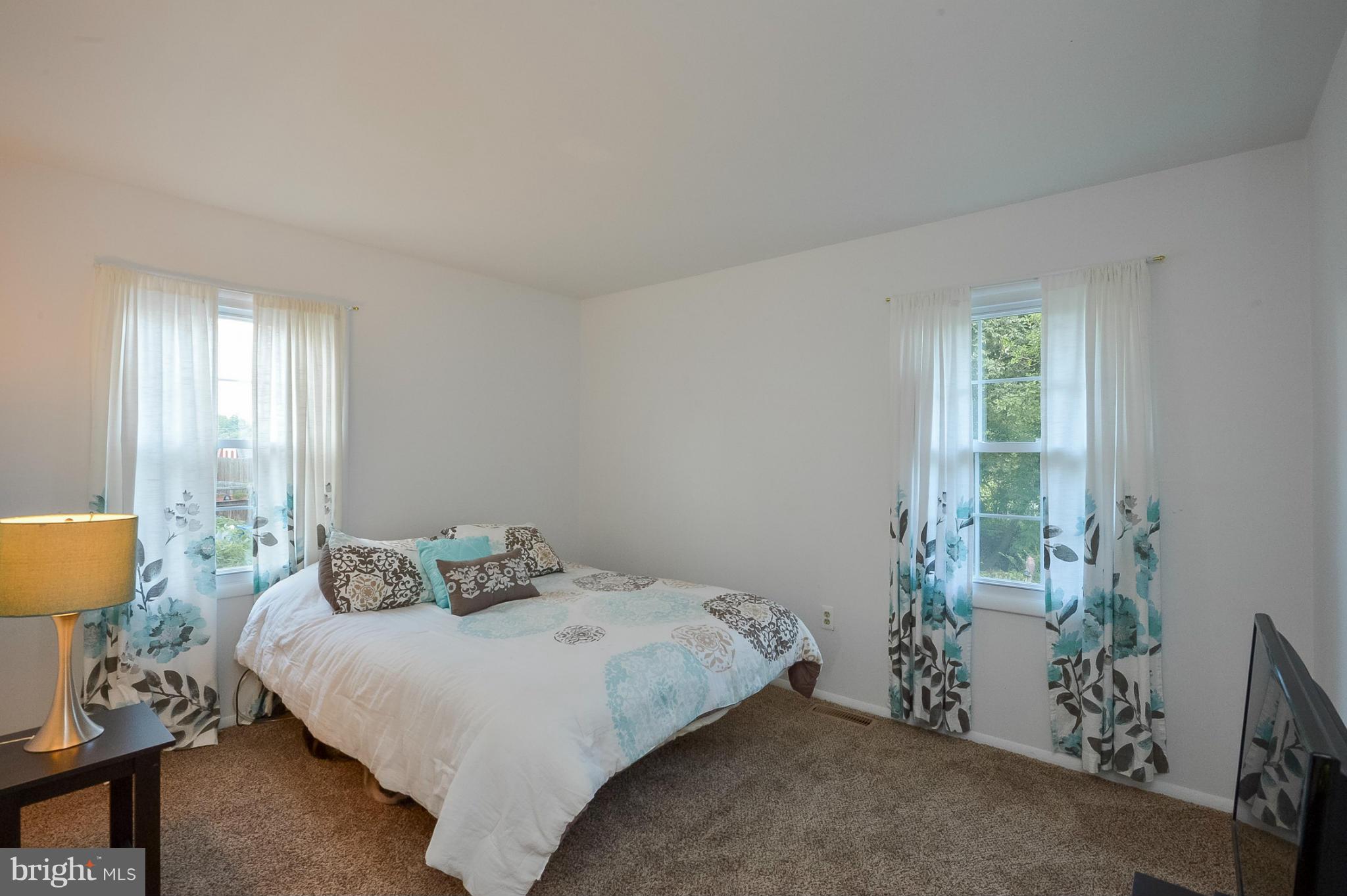 FOUR SEASONS ESTATES - Residential