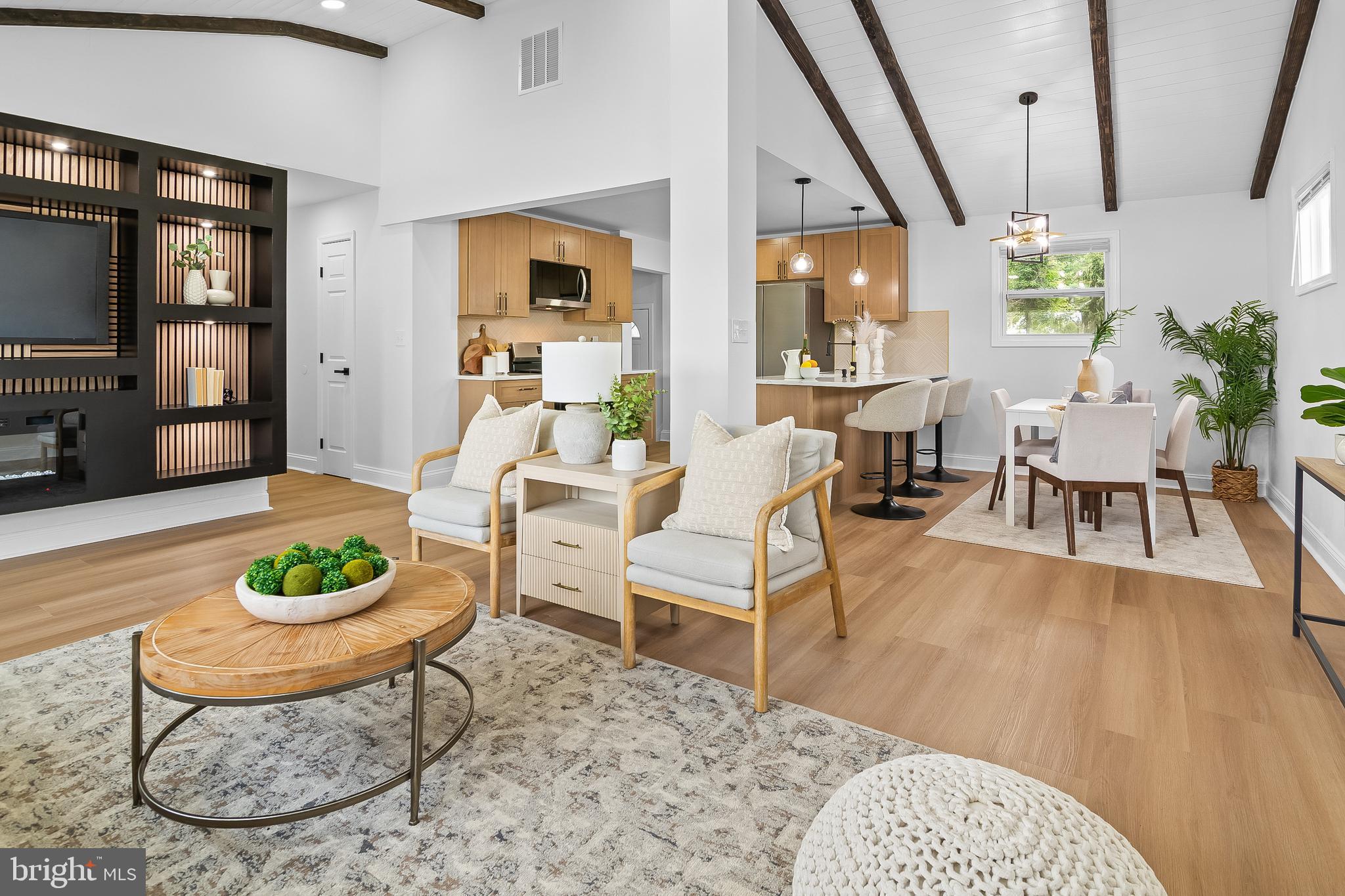 LIBERTY MANOR - Residential