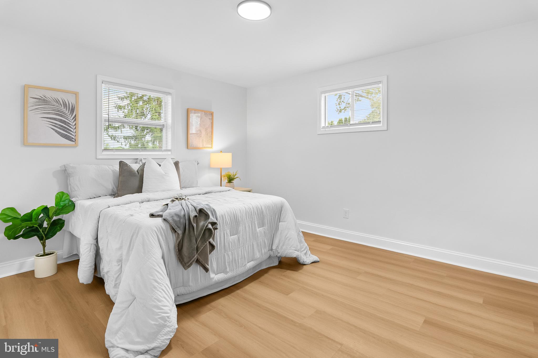 LIBERTY MANOR - Residential