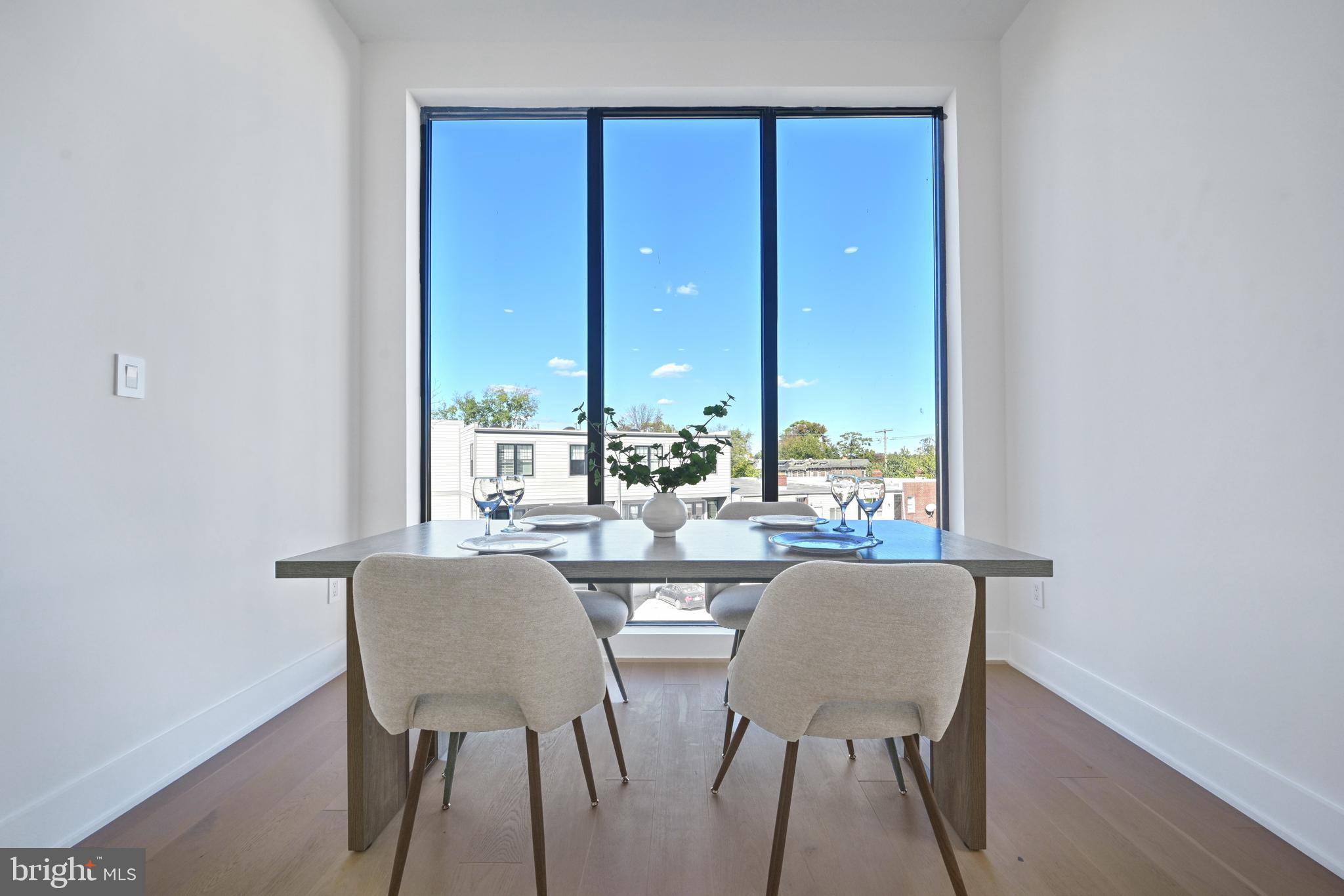EDGEWOOD - Residential