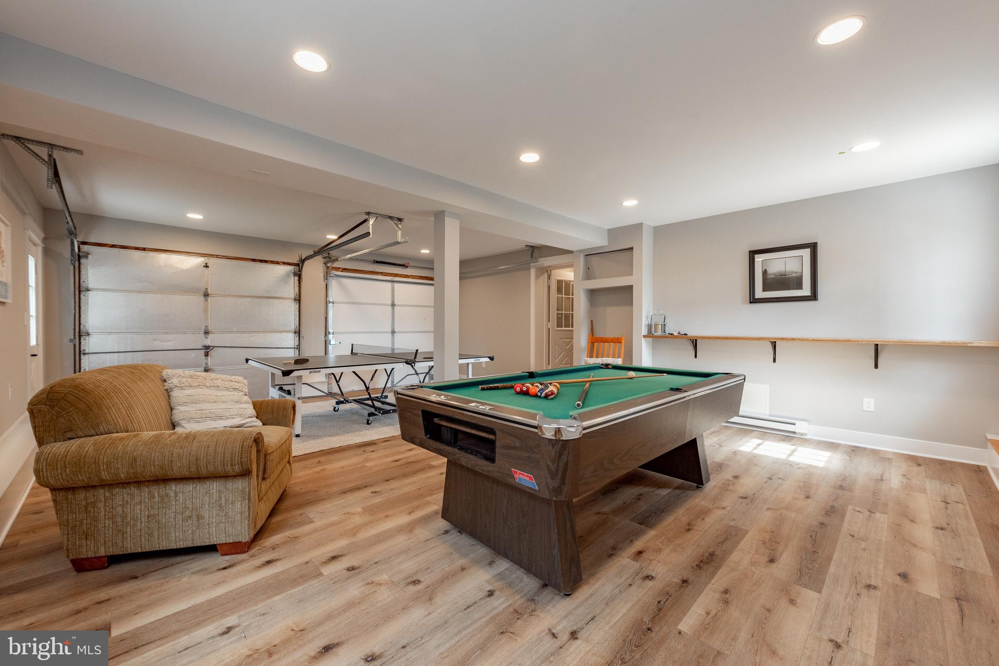 PARADISE POINT - Residential