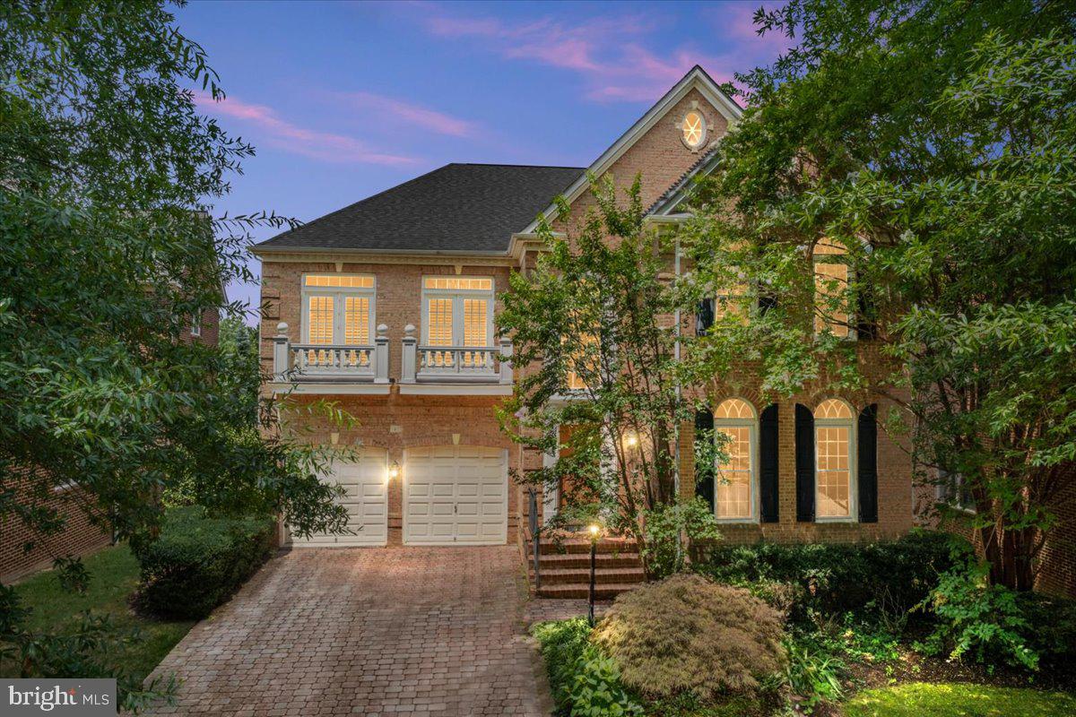 WILSHYRE OF MCLEAN - Residential