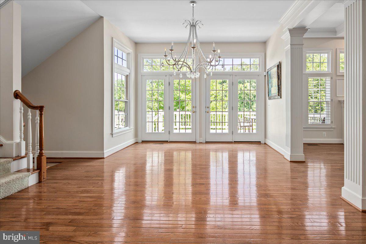 WILSHYRE OF MCLEAN - Residential