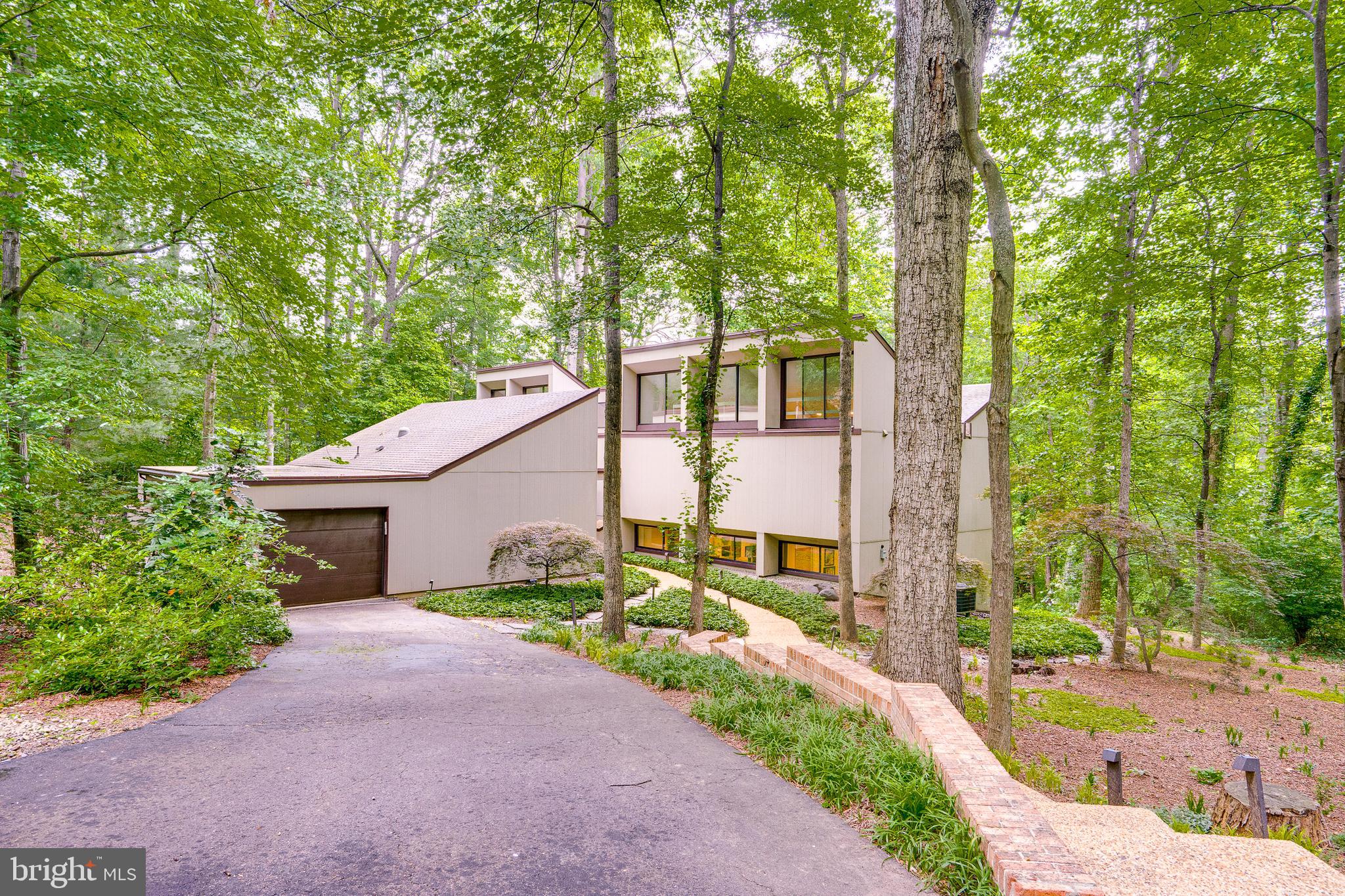 RESTON - Residential